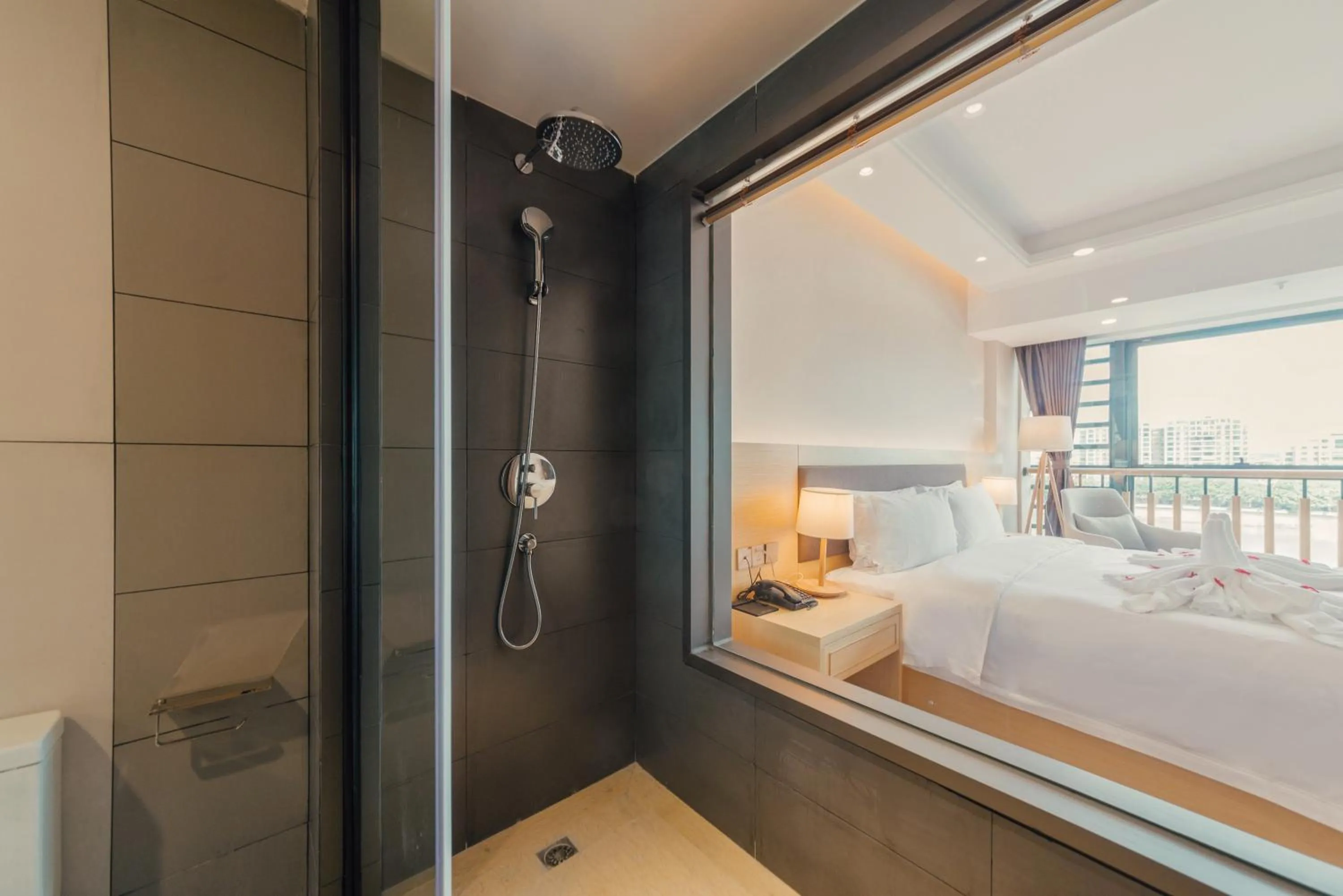 Bed in White Swan Guest House MeiZhou