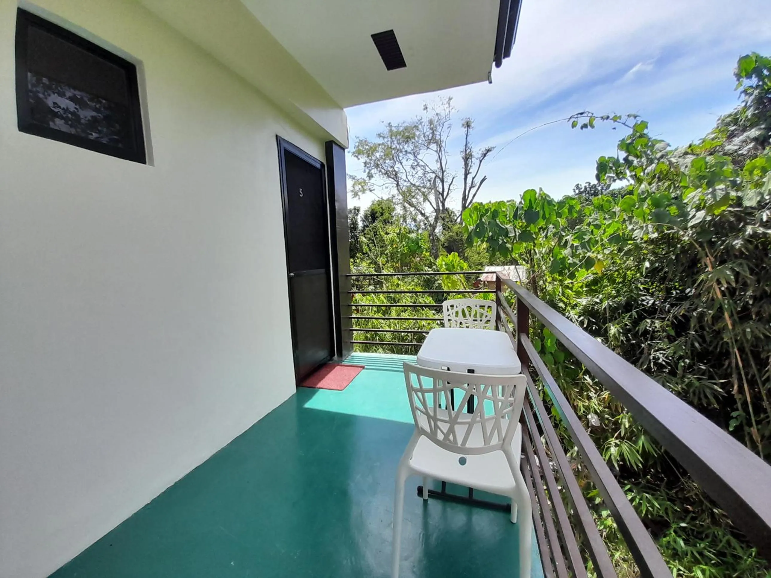 Balcony/Terrace in Palawan Residence
