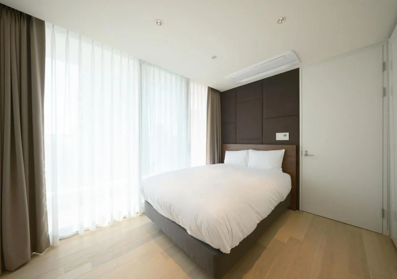 Bed in UH FLAT Signature DAEGU