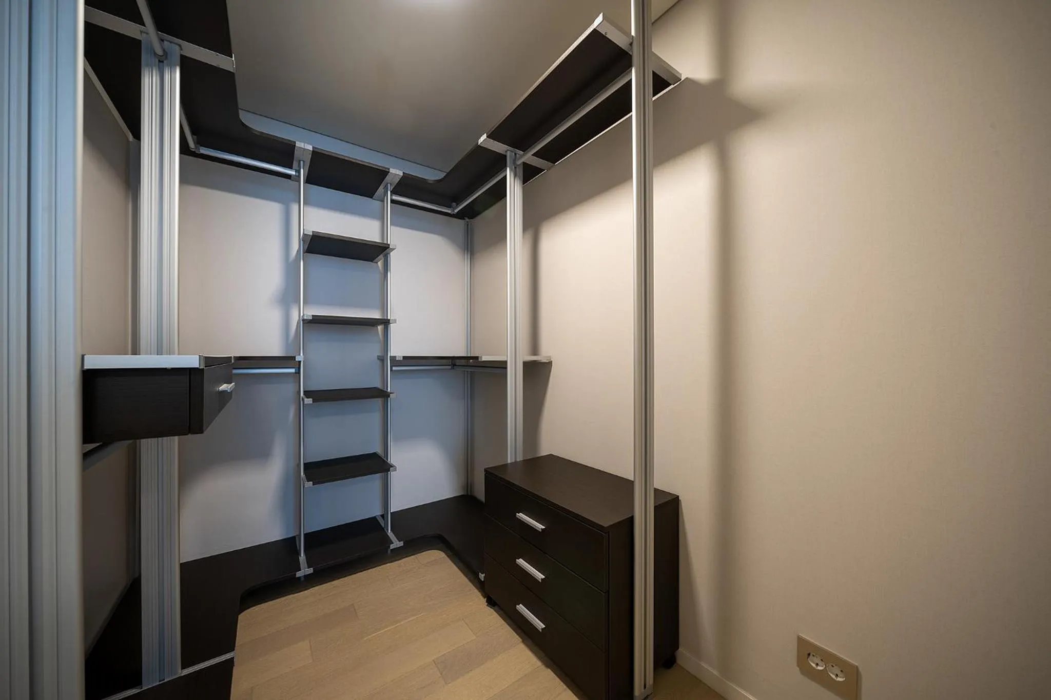 UH FLAT Signature DAEGU