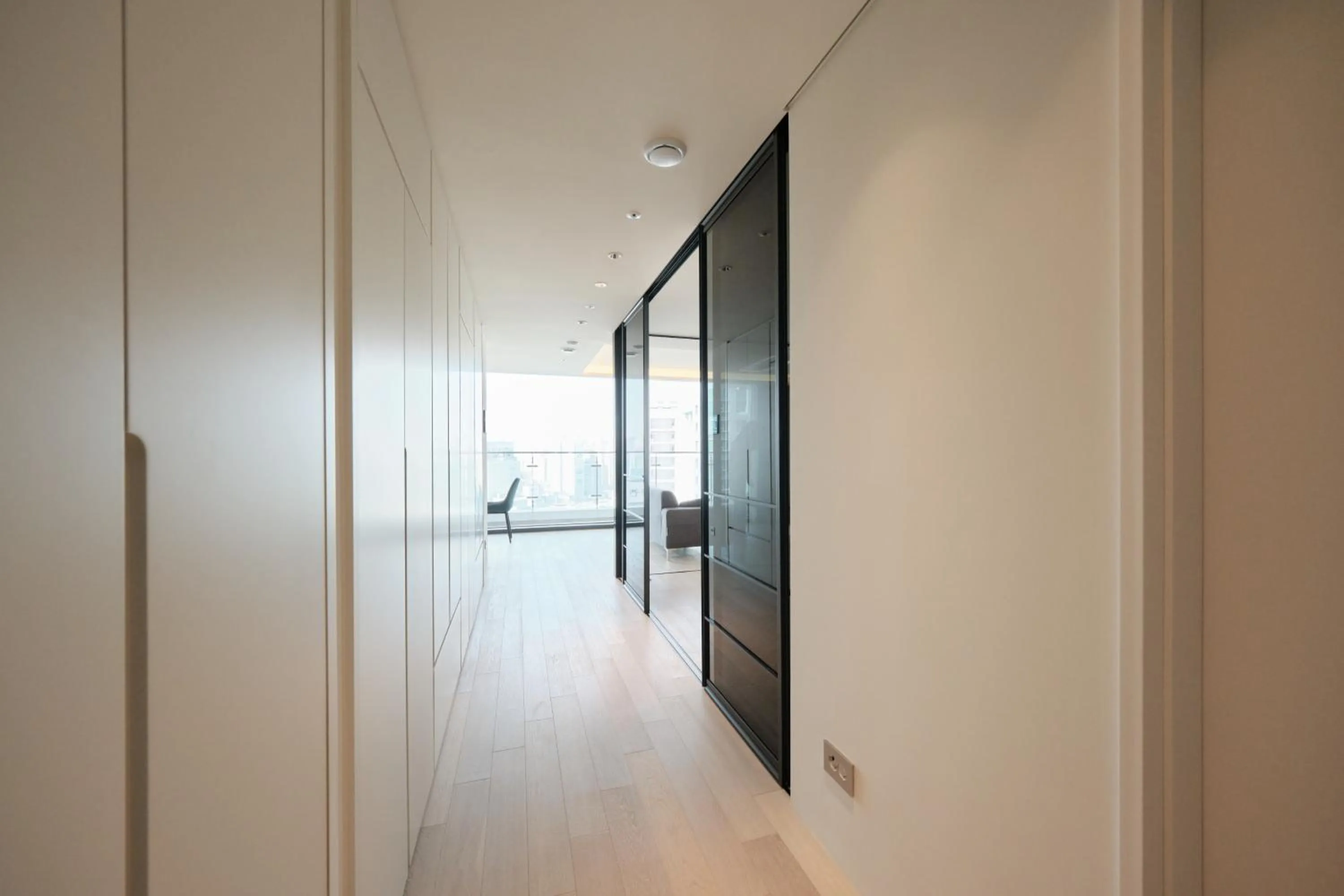 UH FLAT Signature DAEGU