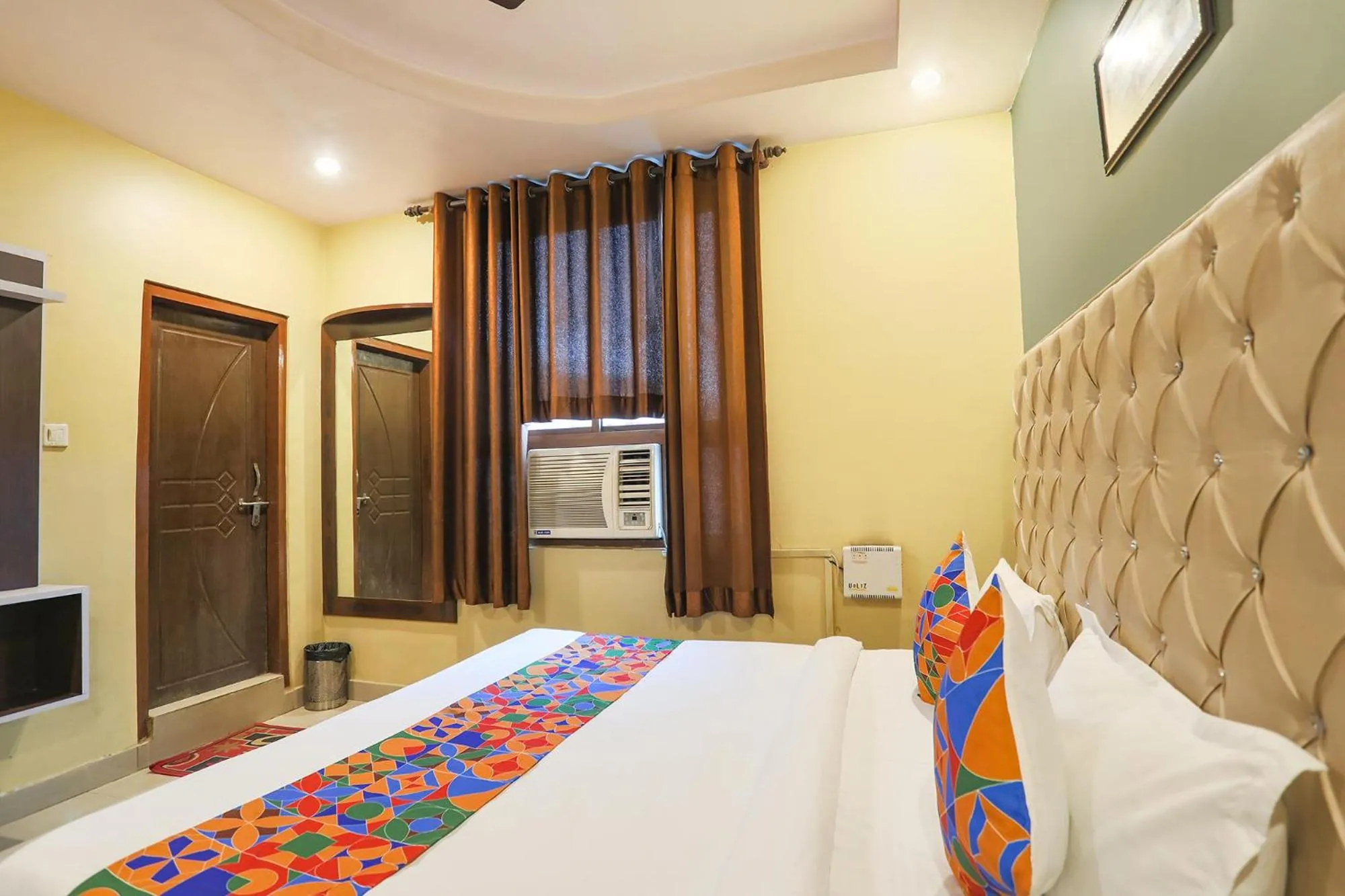 Bedroom, Bed in FabHotel DPS International