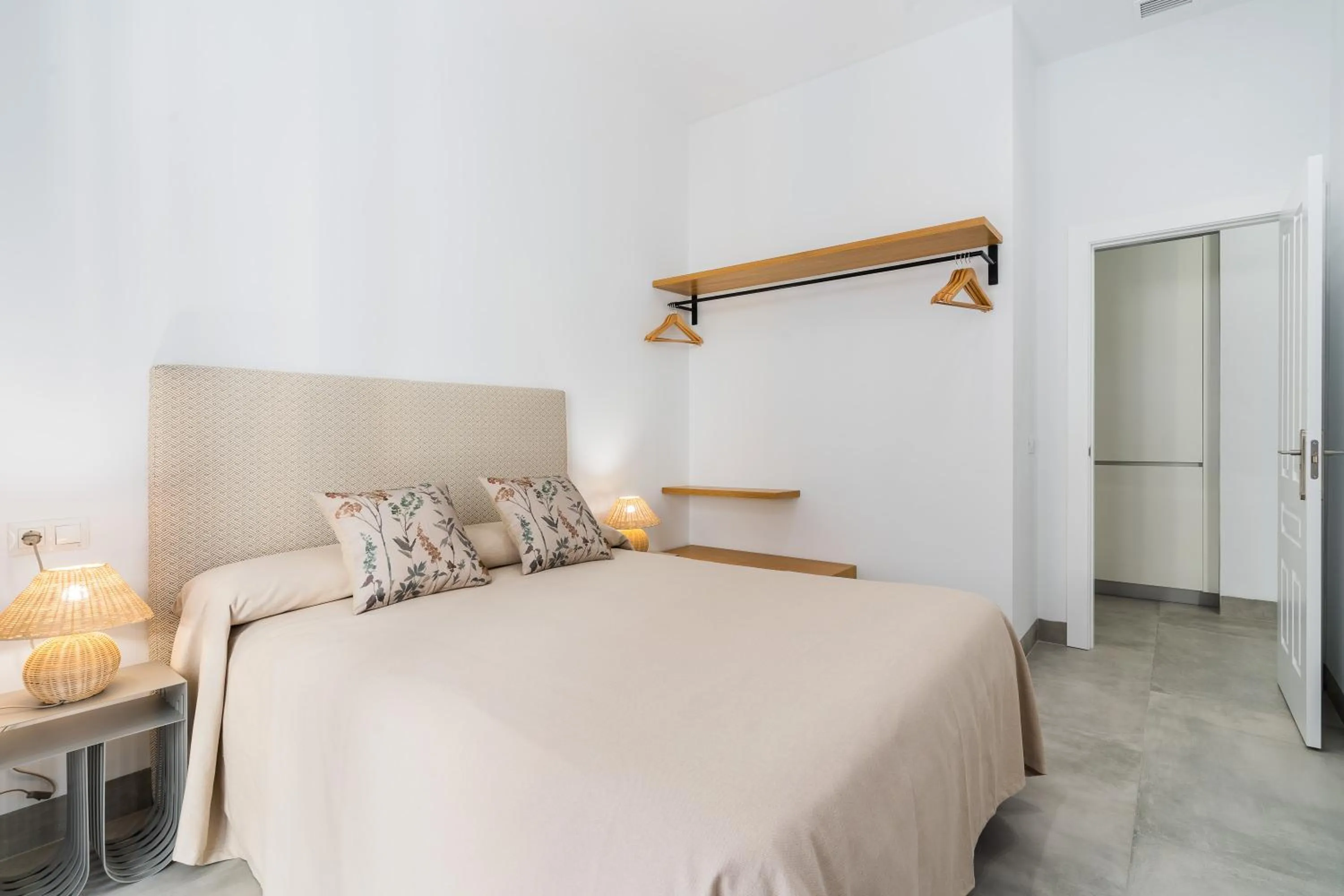 Bed in CASA DE LA VEGA SUITES