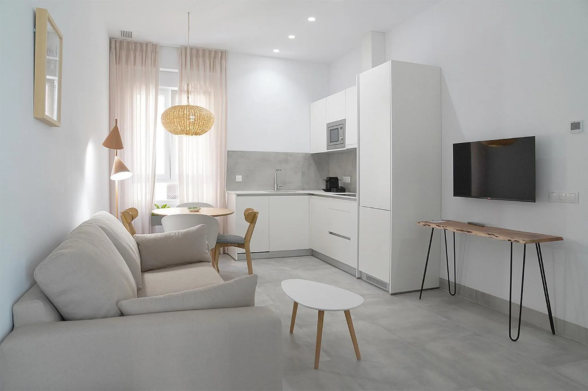 TV and multimedia in CASA DE LA VEGA SUITES