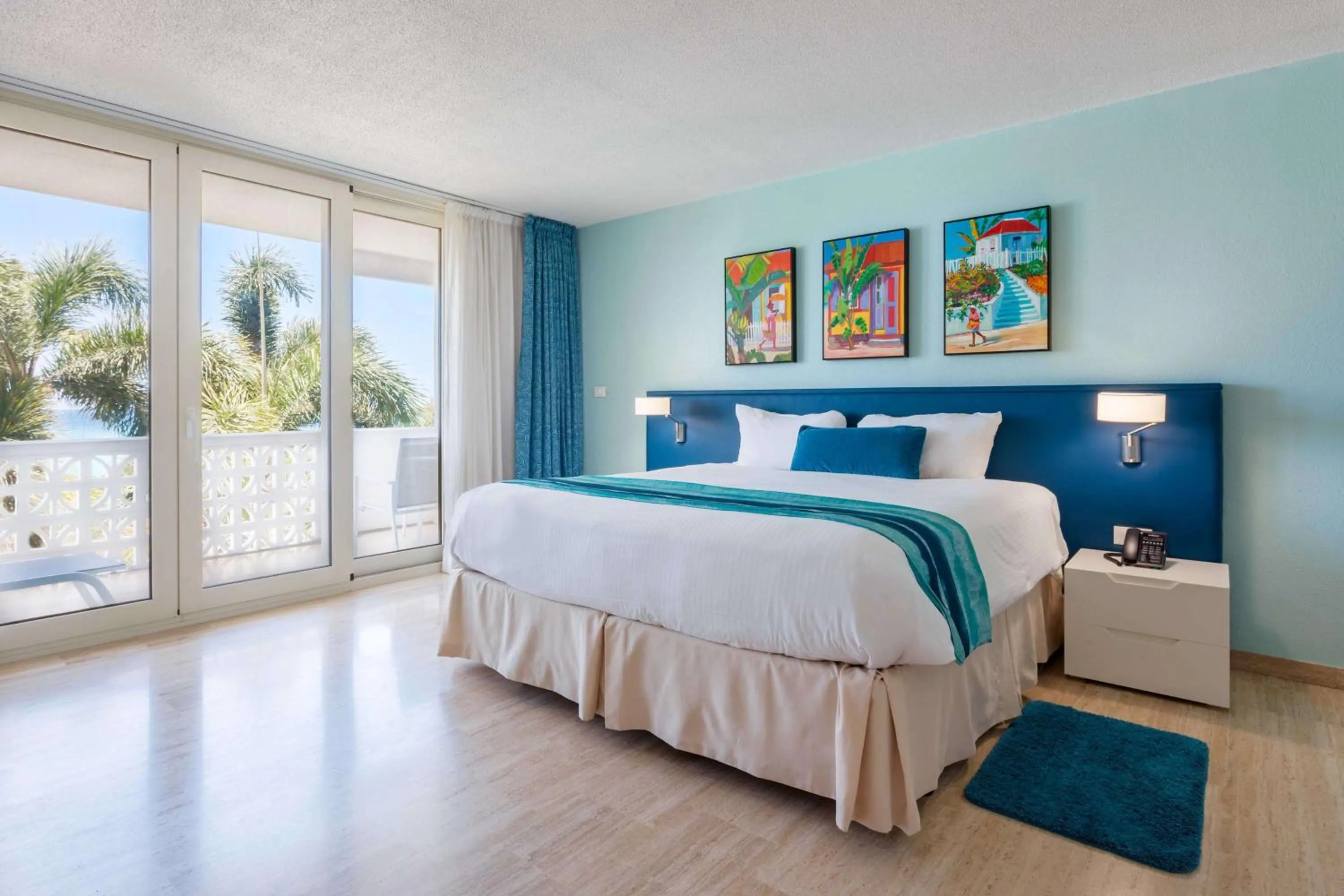 Photo of the whole room, Bed in Royal Islander Club Resort La Plage