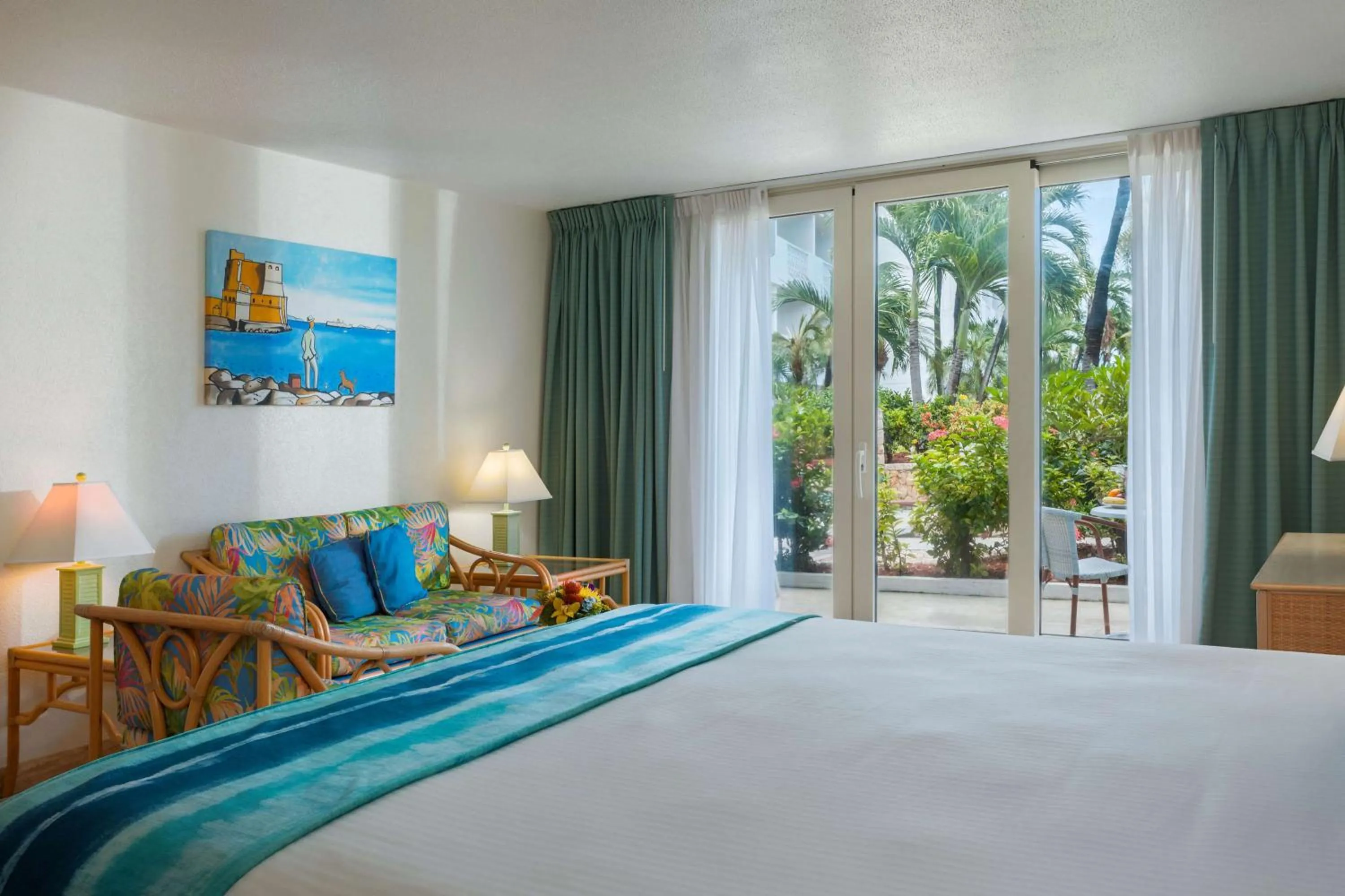 View (from property/room), Bed in Royal Islander Club Resort La Plage