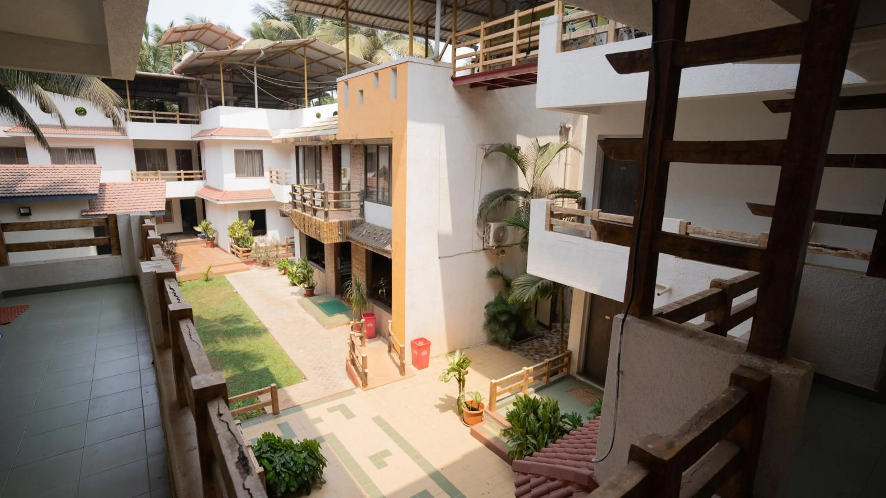 Facade/entrance in Ruturaj Inn Alibag