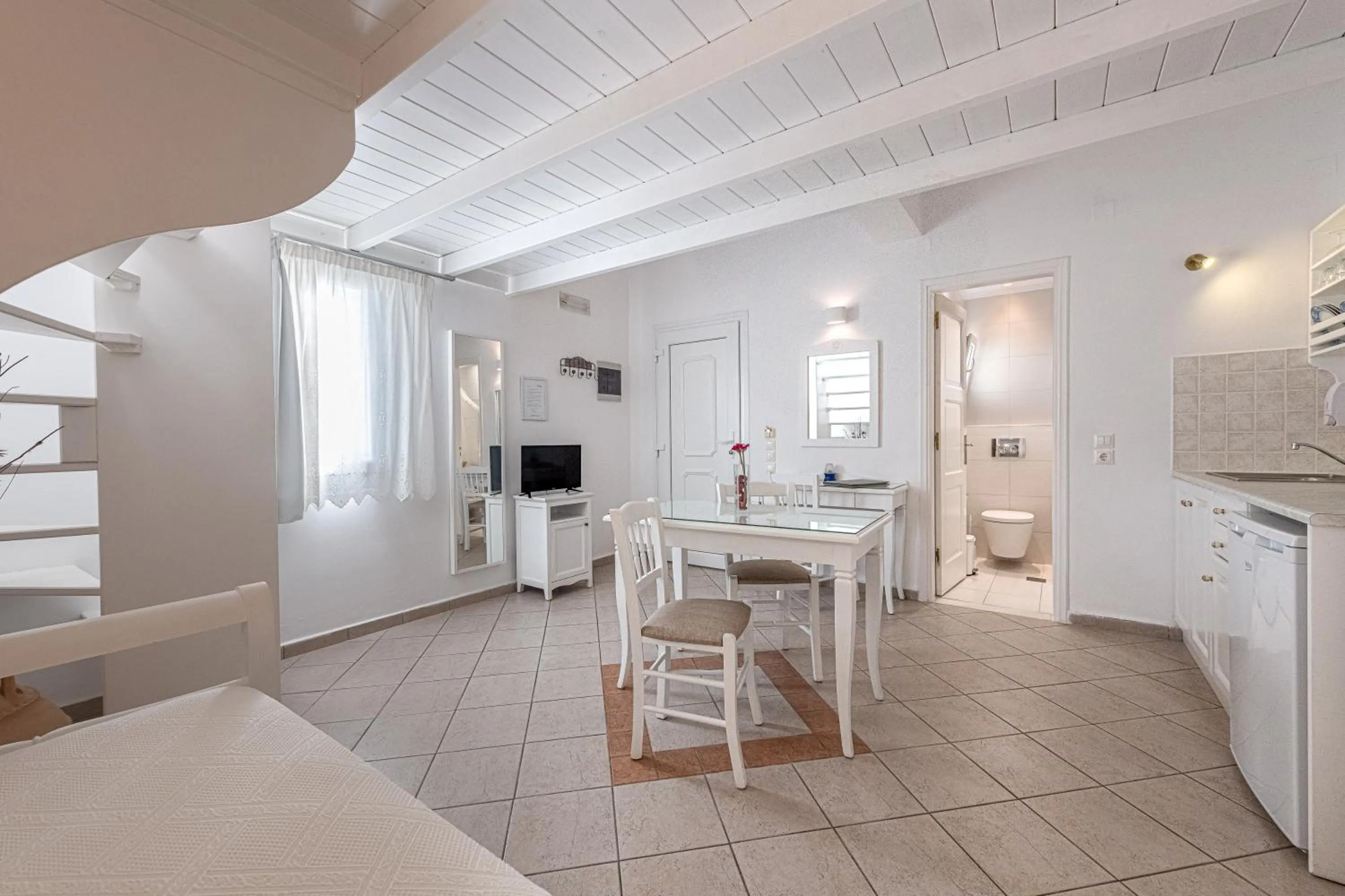 Reverie Santorini Hotel