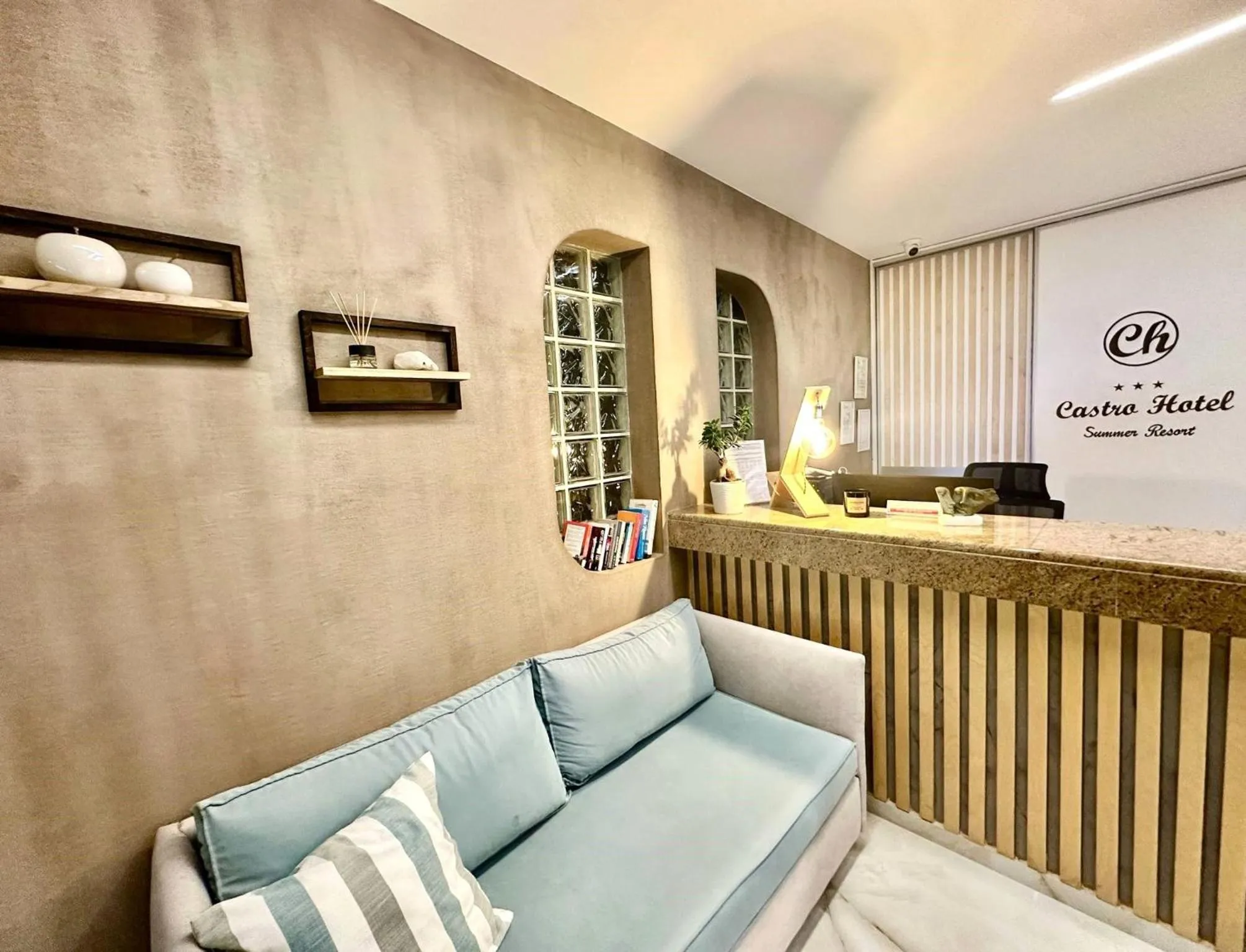 Lobby or reception in Castro Hotel