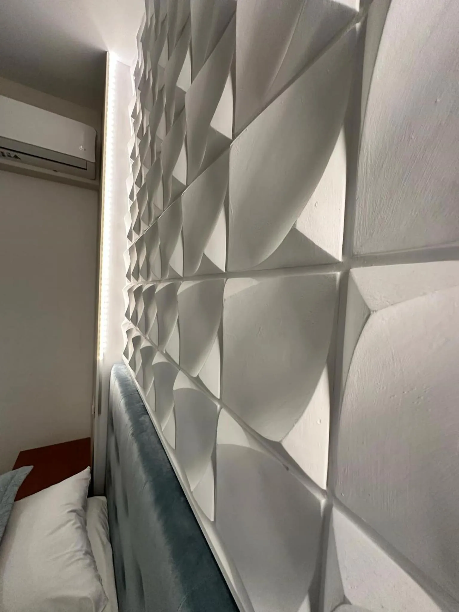 Decorative detail, Bed in Castro Hotel