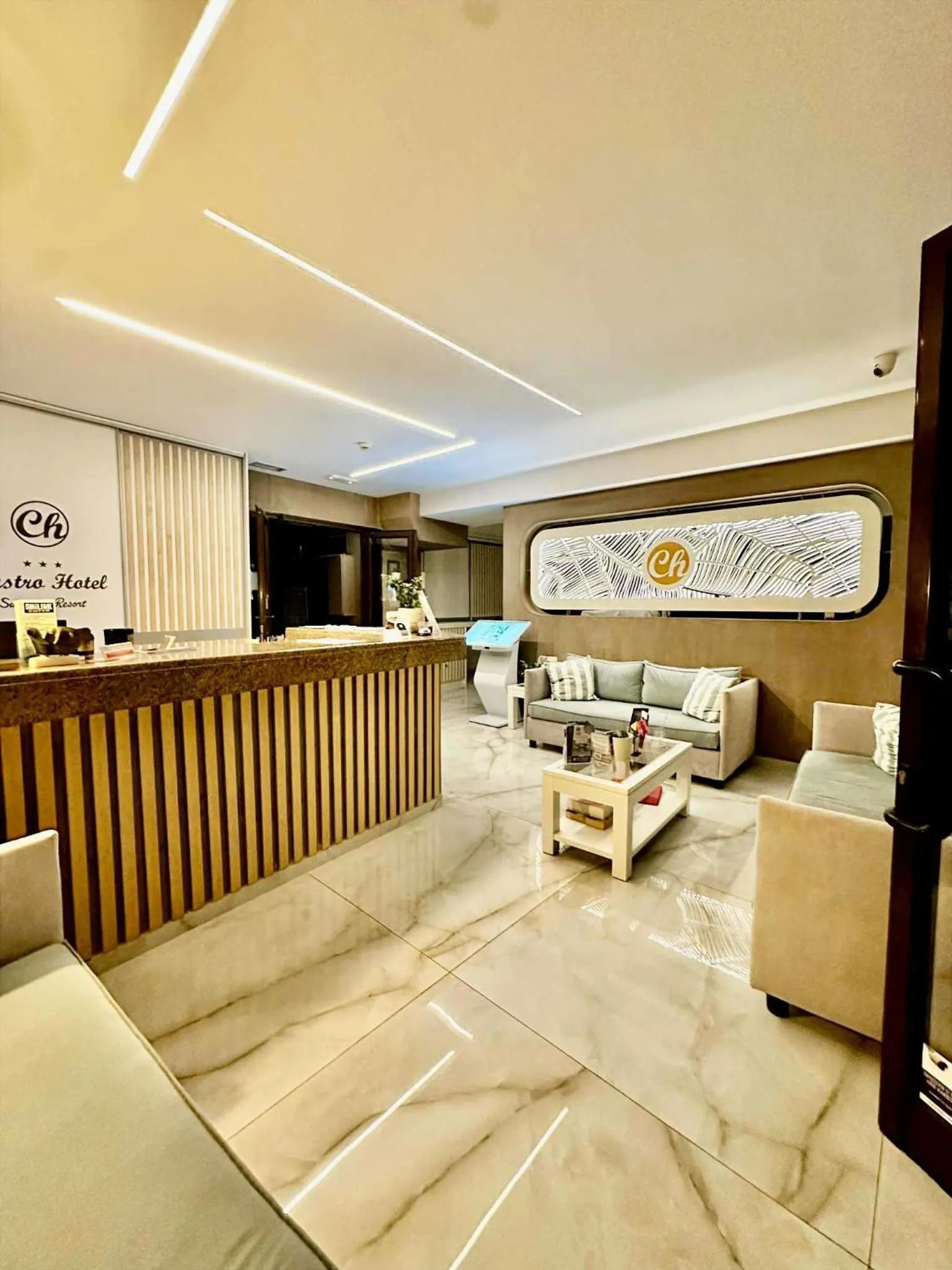 Living room in Castro Hotel