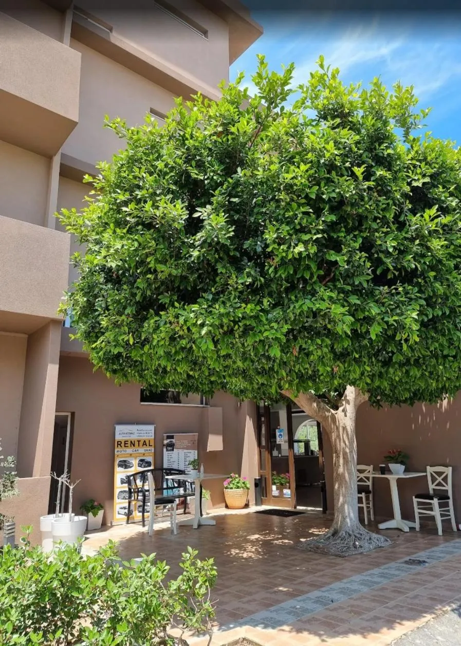 Property building in Castro Hotel