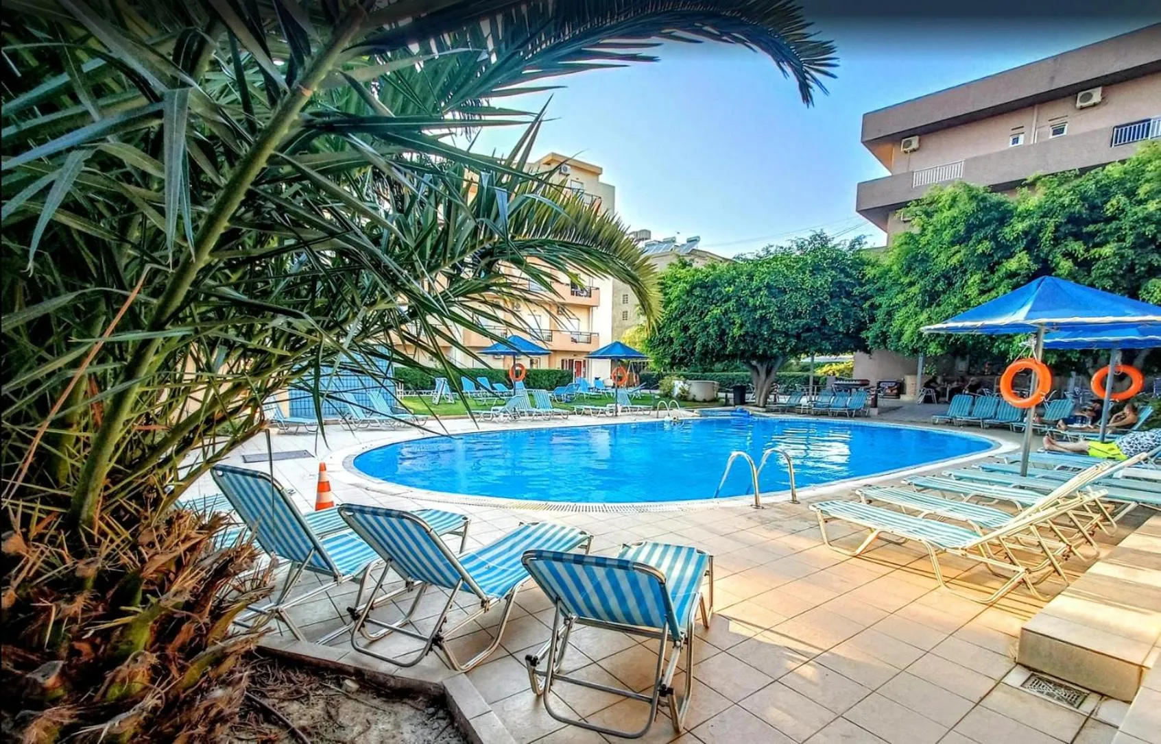 Property building in Castro Hotel