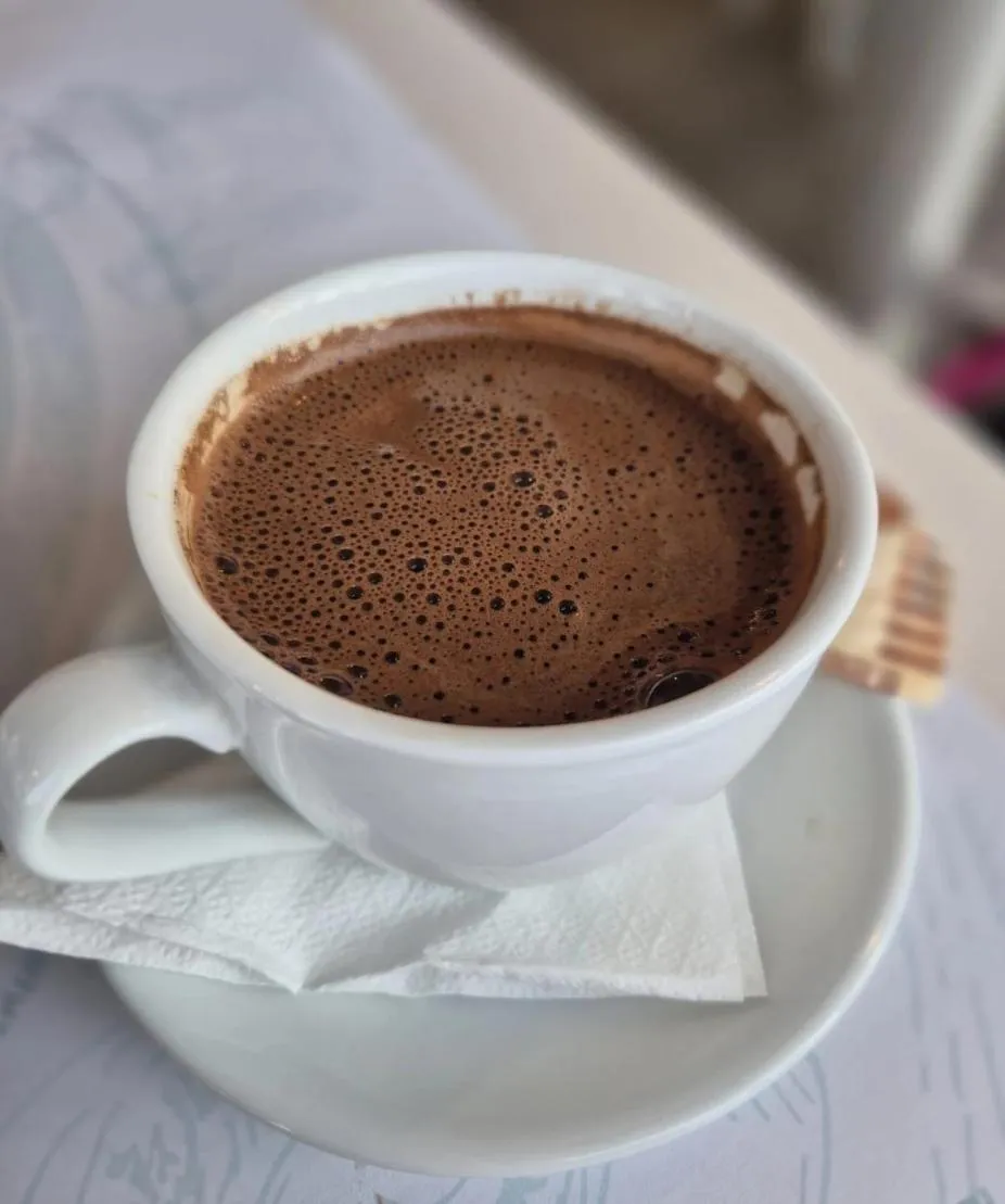 Restaurant/places to eat in Castro Hotel