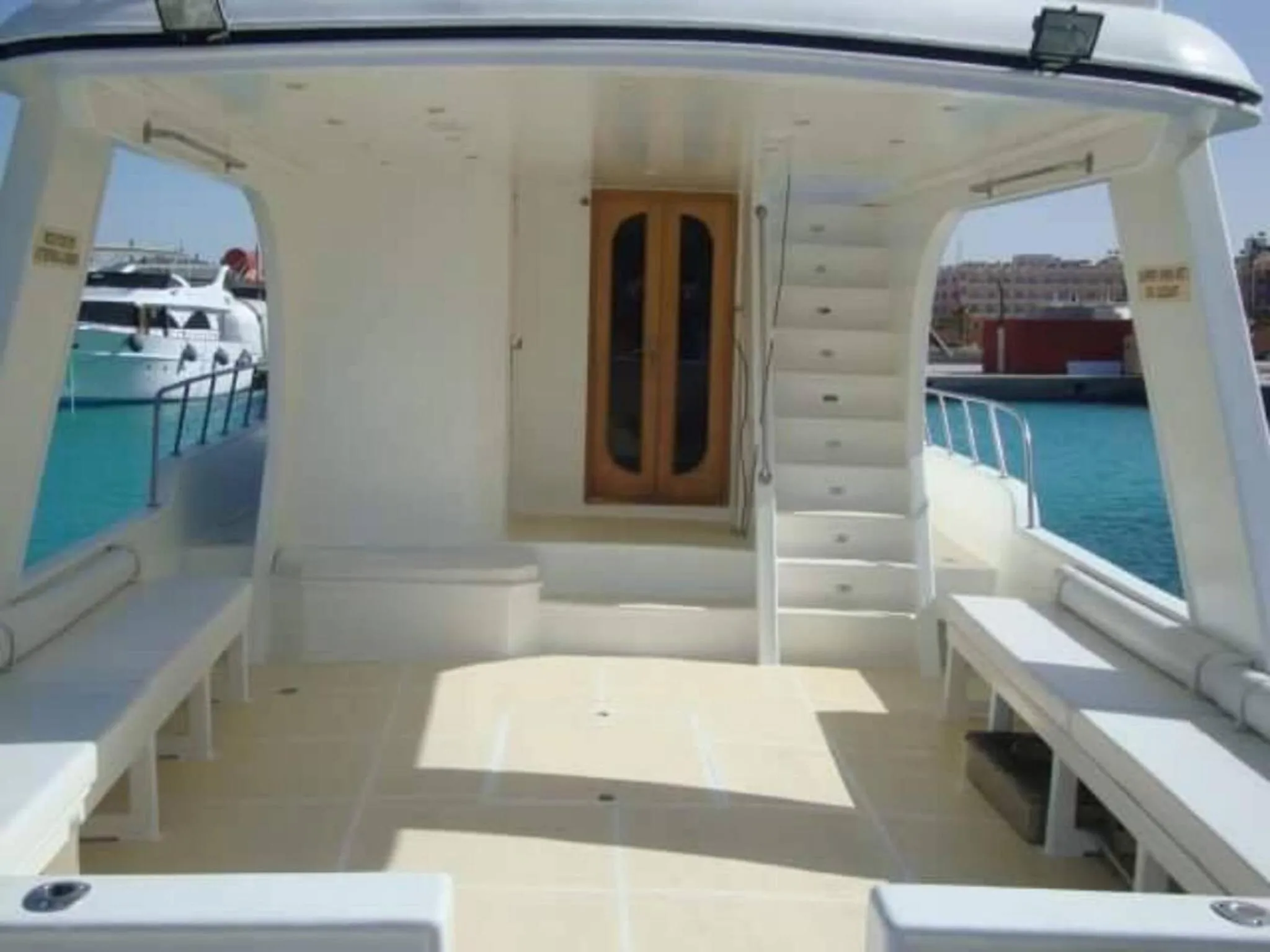 The Royal Luxury Lion Patio