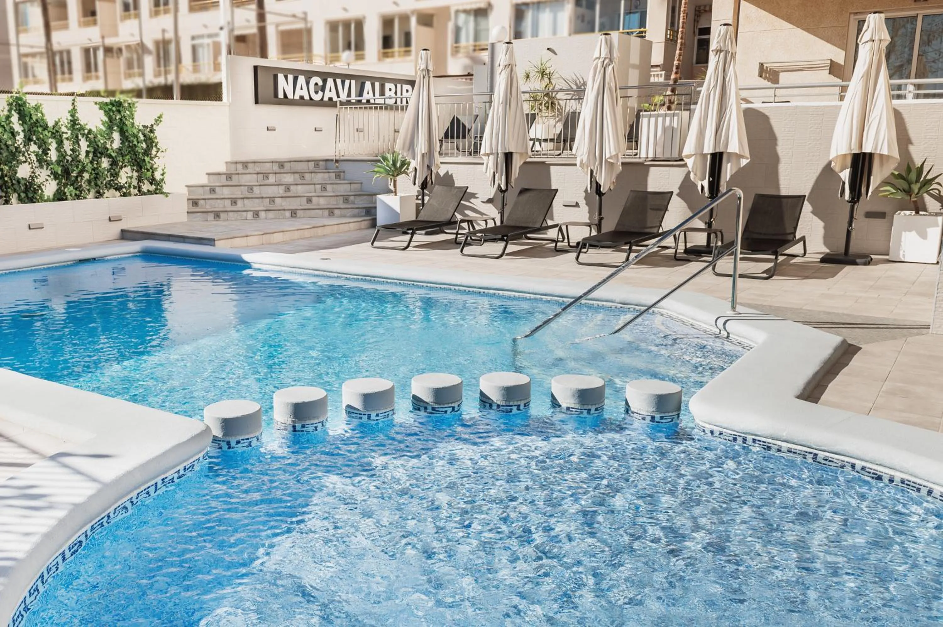 Swimming pool in Nacavi Albir Aparthotel