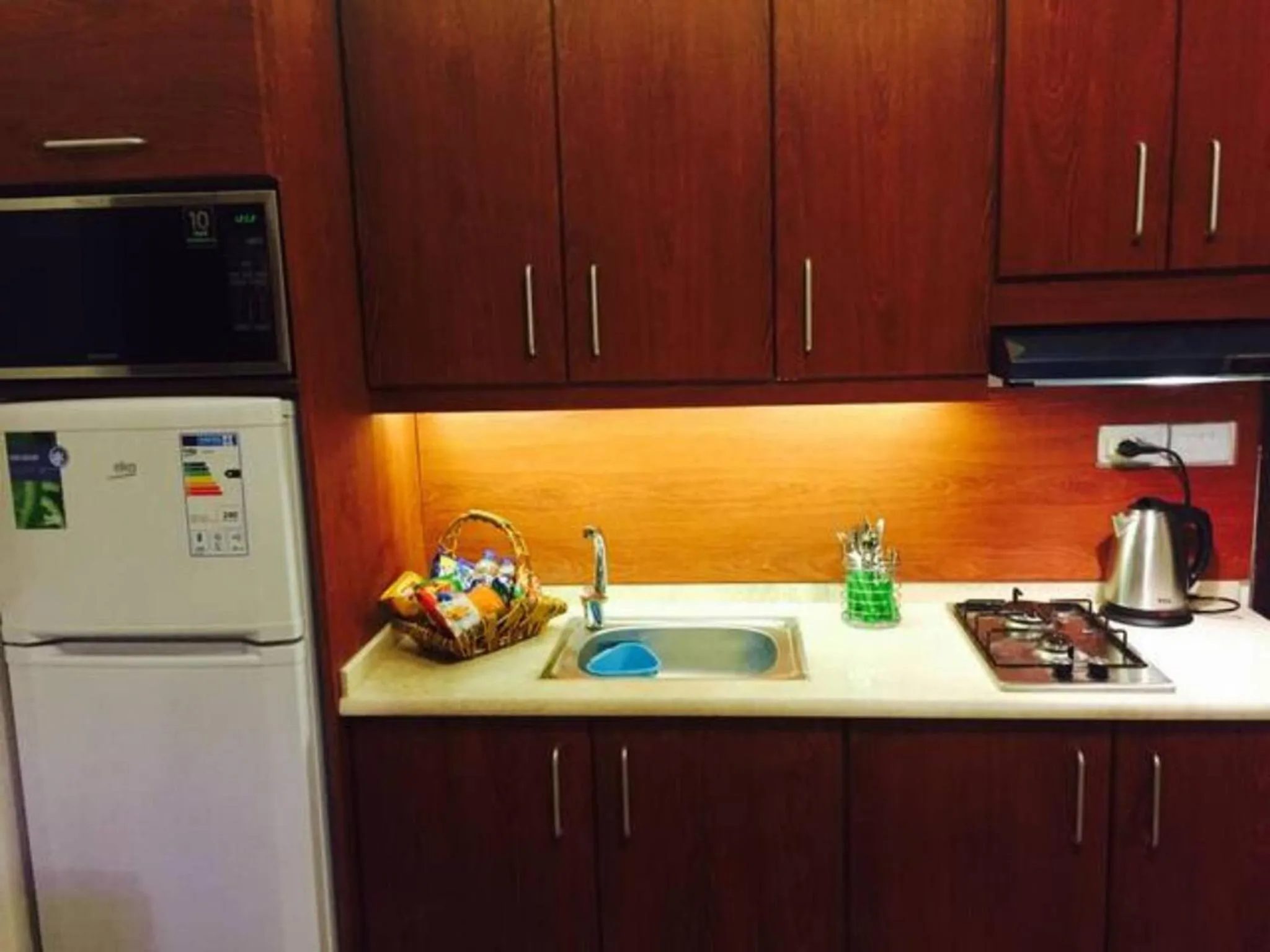 kitchen in The Royal Luxury Tiger Patio