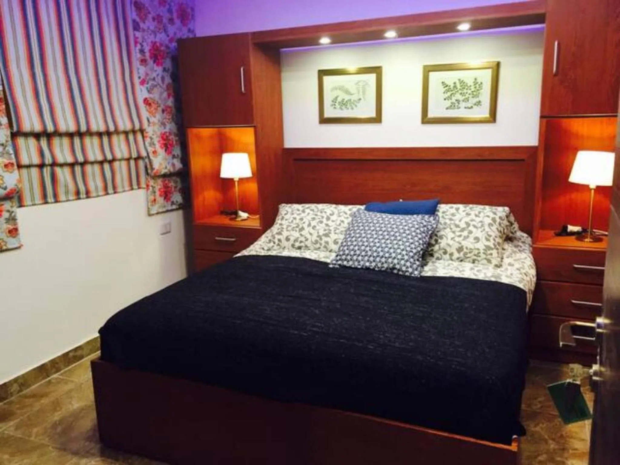 Bed in The Royal Luxury Tiger Patio