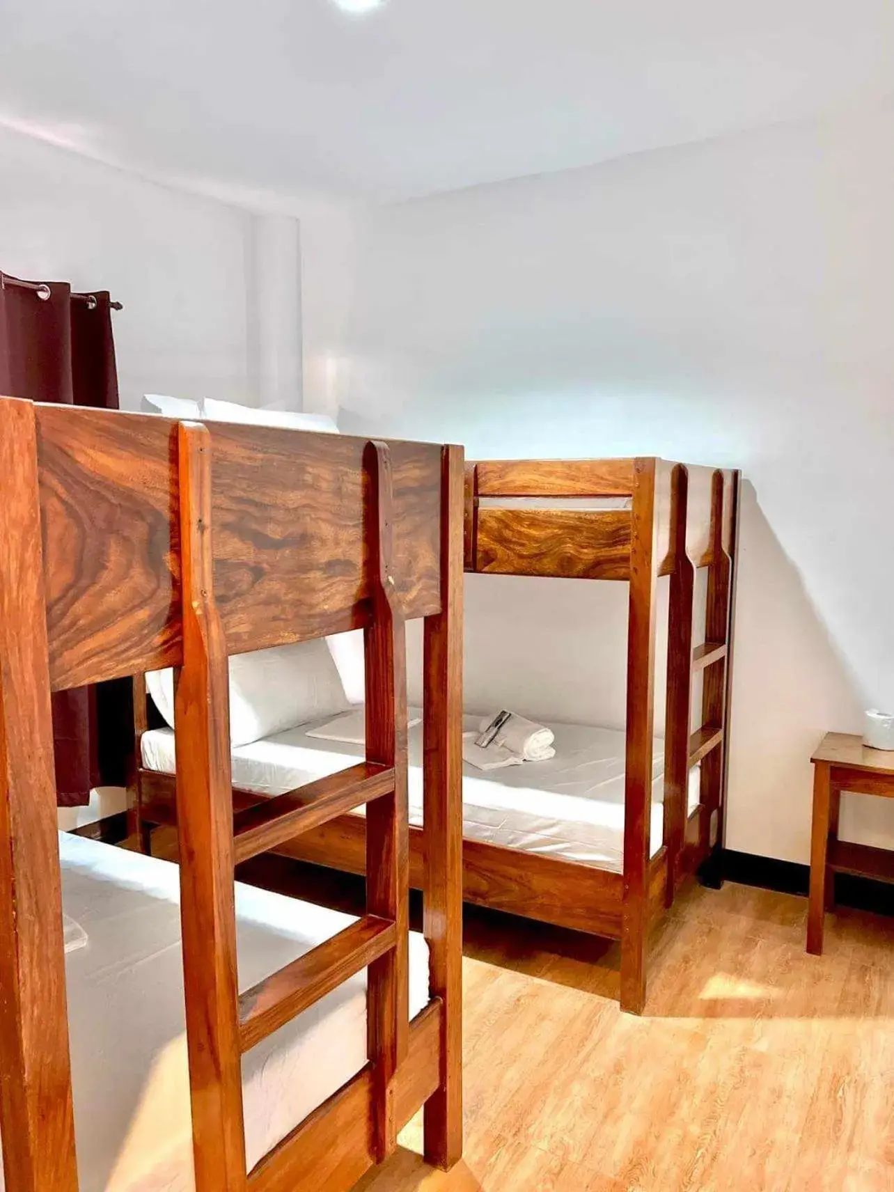 Quadruple Room in Sonora's Inn, Coron Quadruple Room in Sonora's Inn, Coron