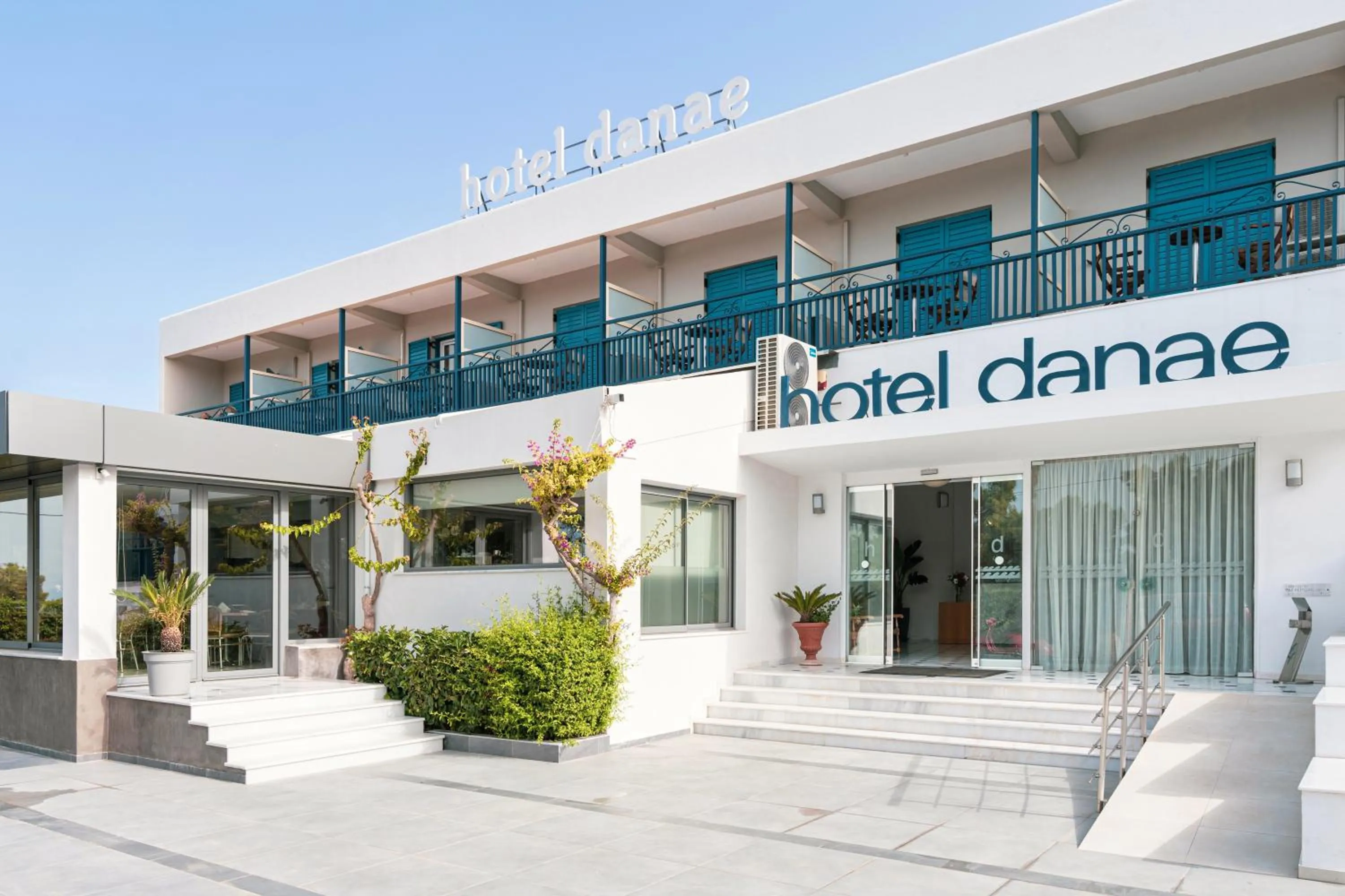 Danae Hotel