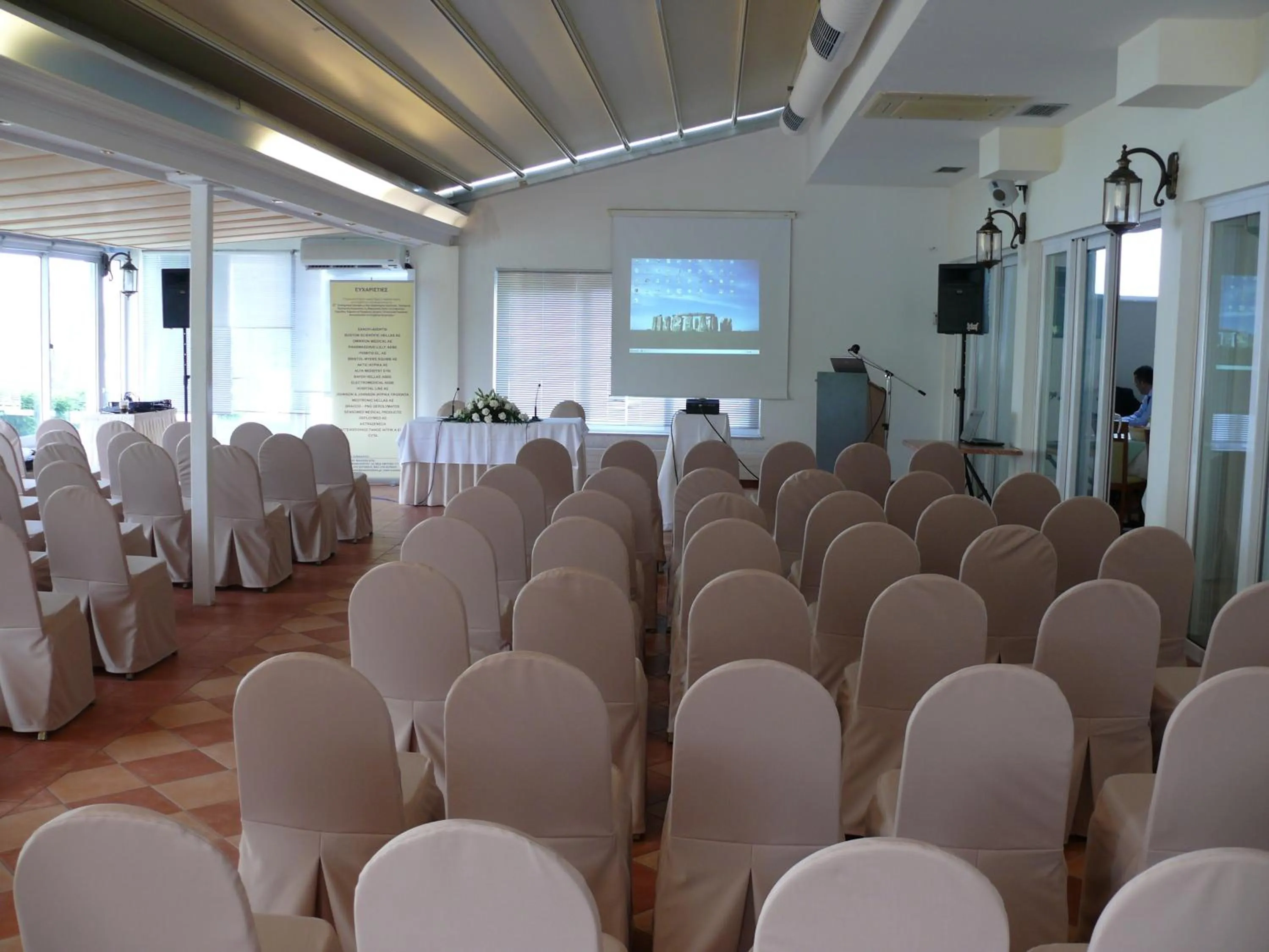 Business facilities in Danae Hotel