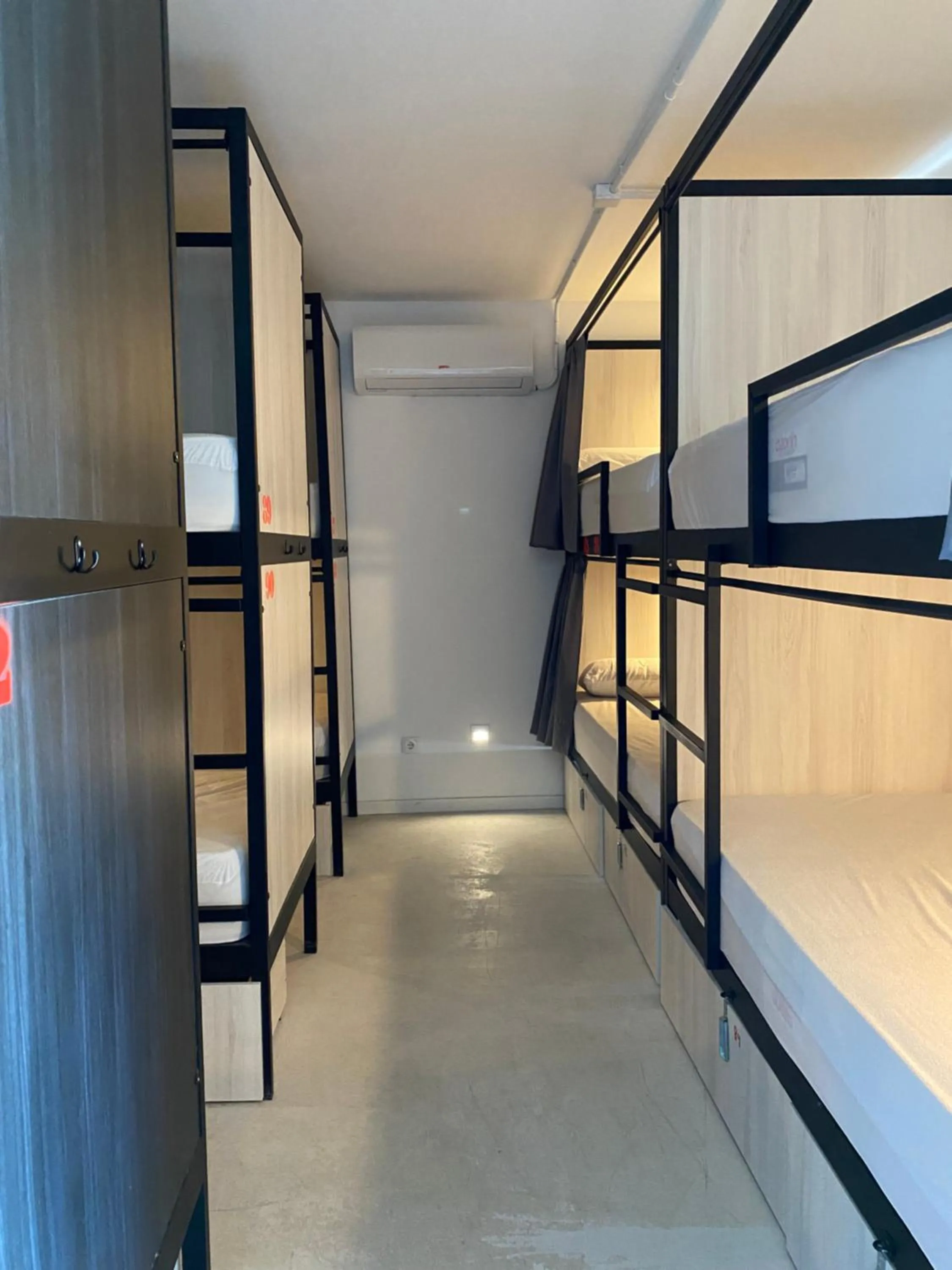 Bed in We Street Hostel - Albergue