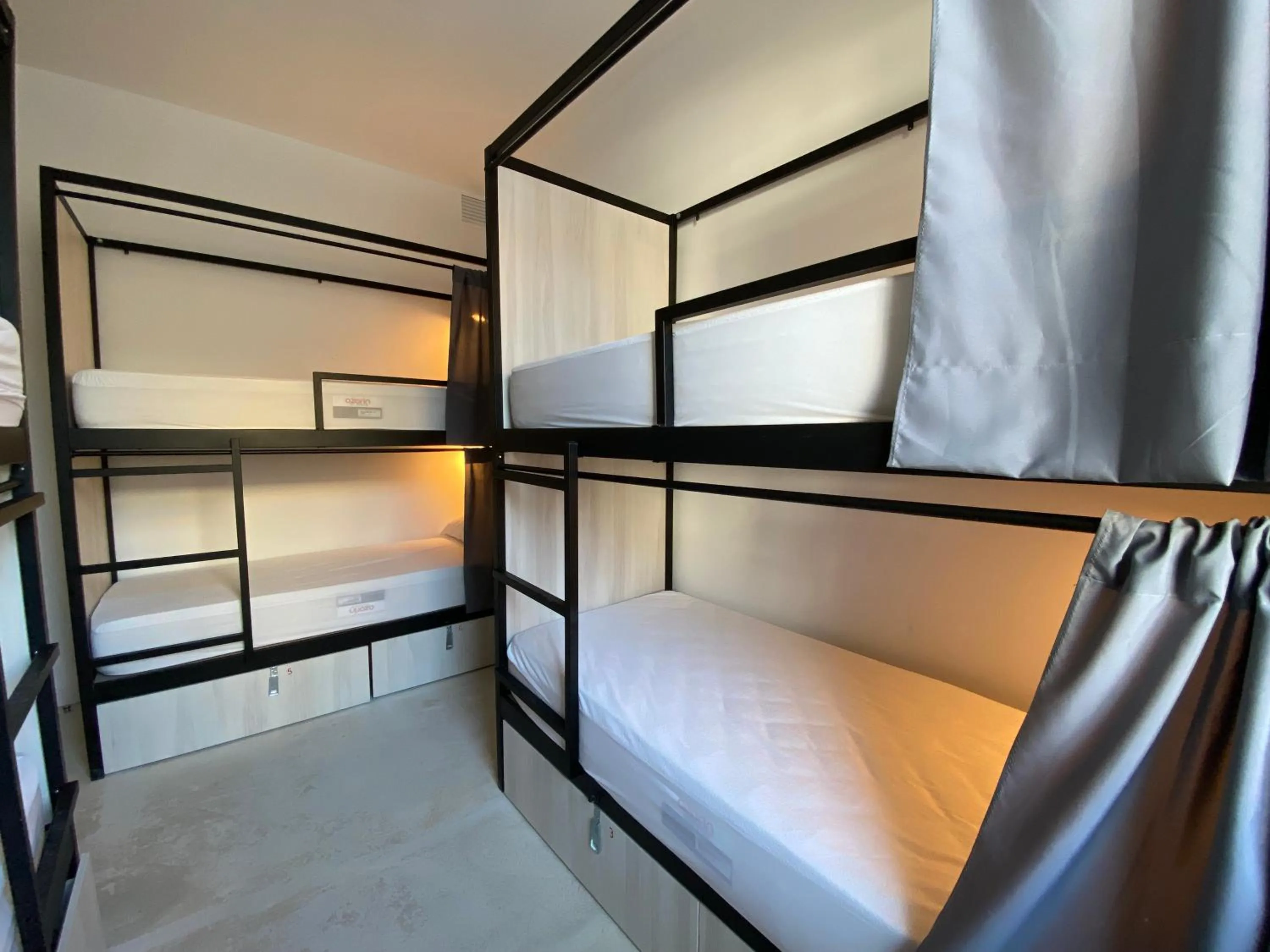 Bed in We Street Hostel - Albergue