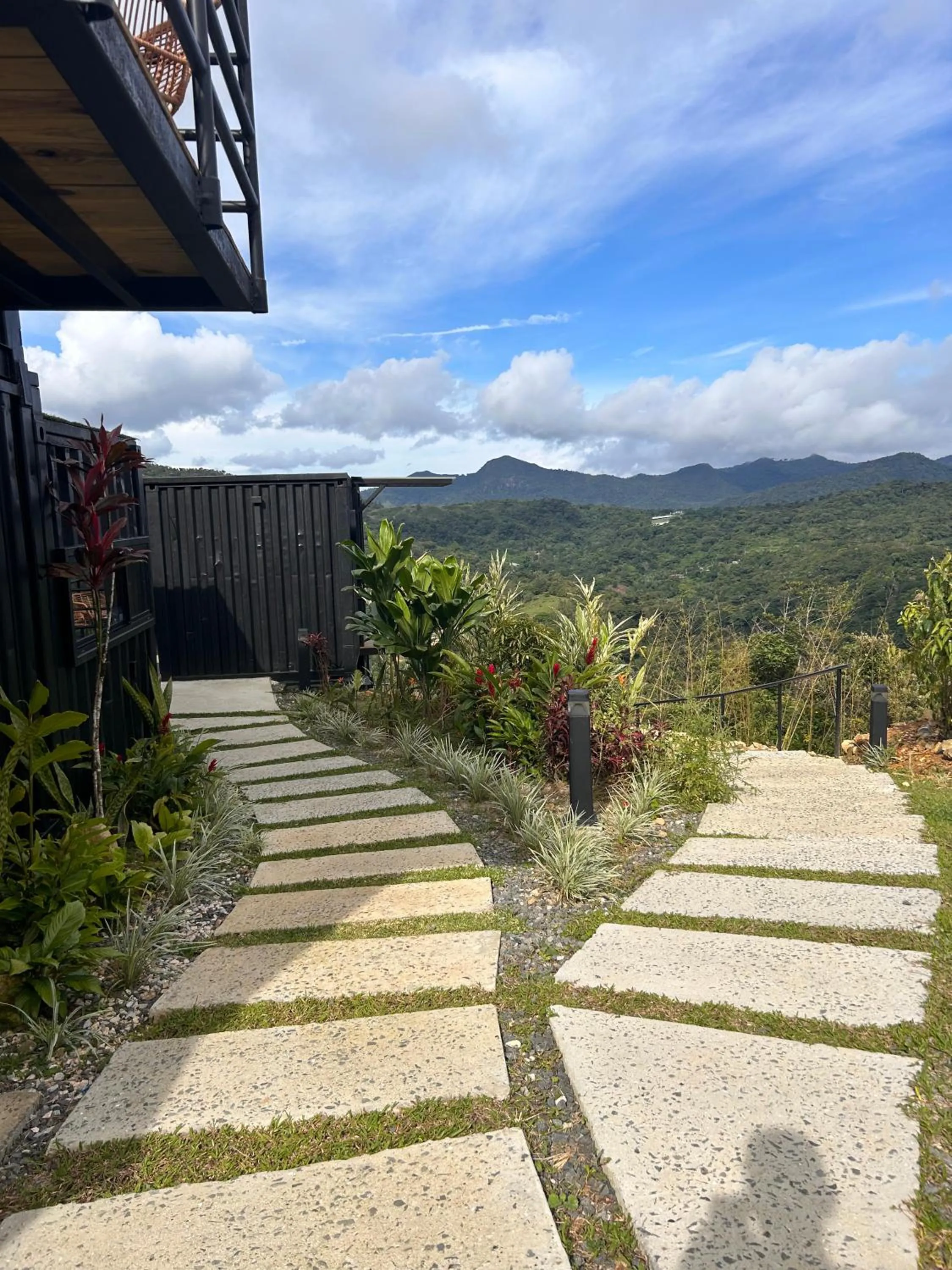 Garden in Nomada Republic Hotel El valle