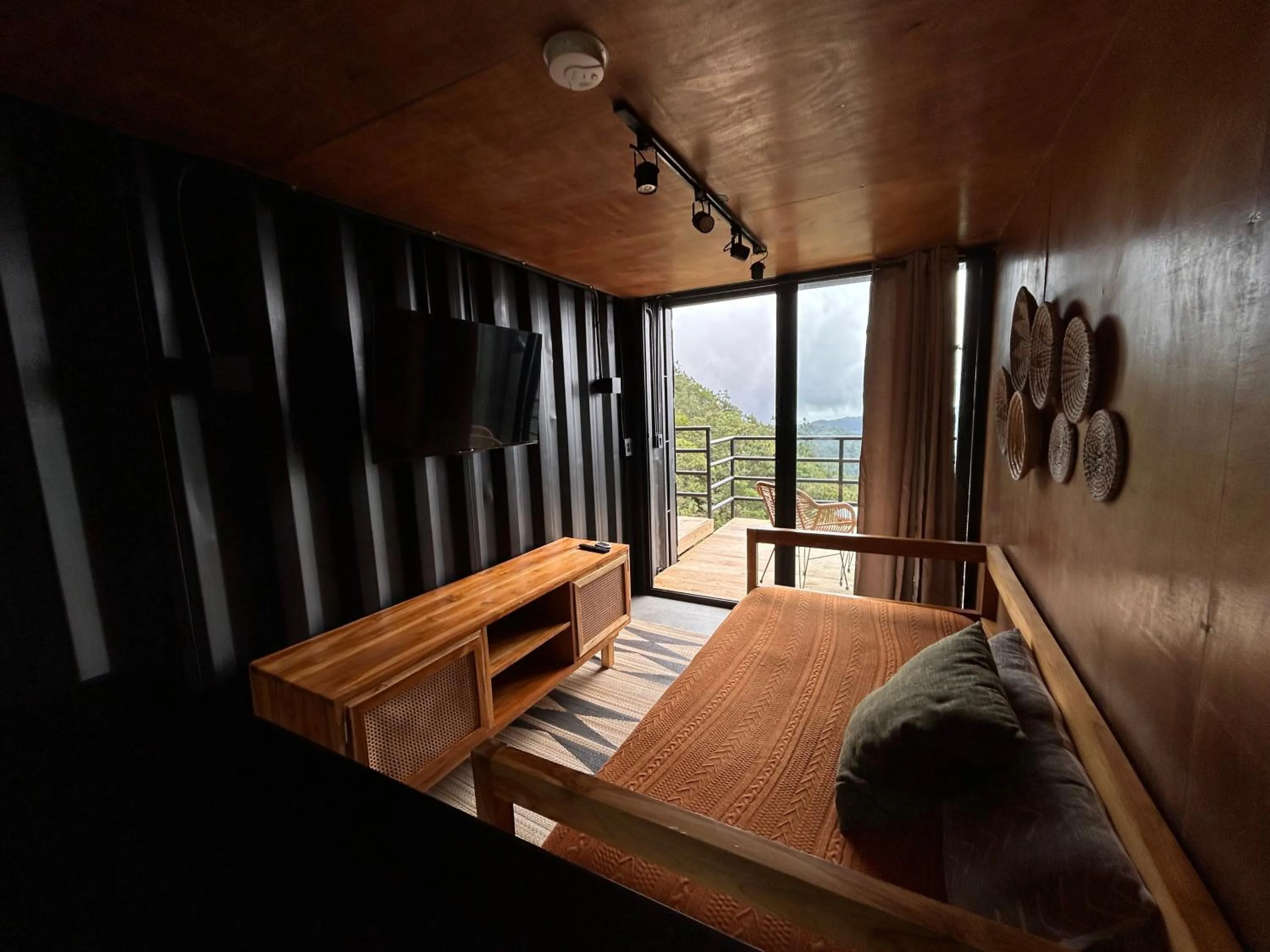 TV and multimedia, Bed in Nomada Republic Hotel El valle