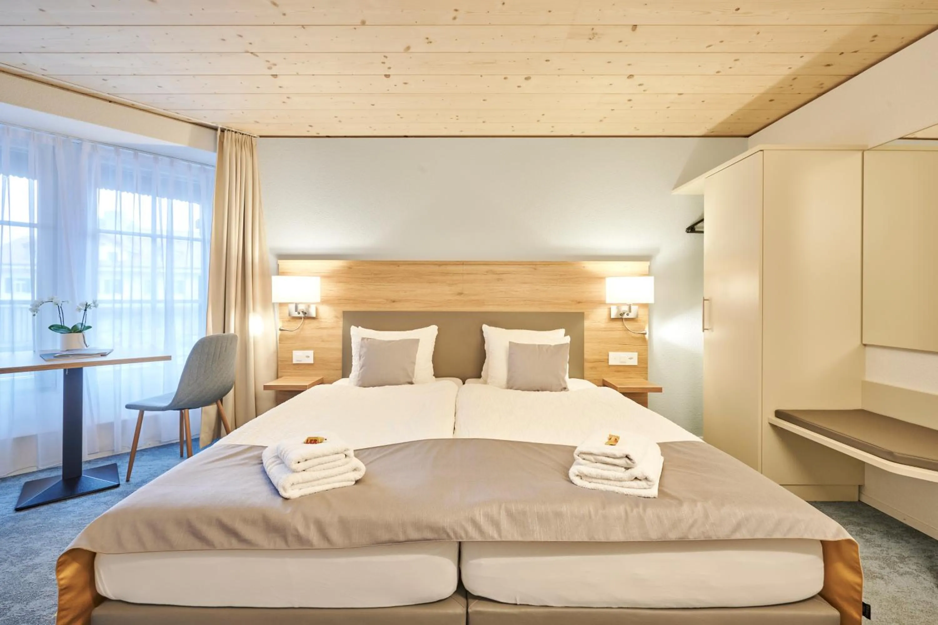 Bed in Aparthotel Krone - Self Check-In