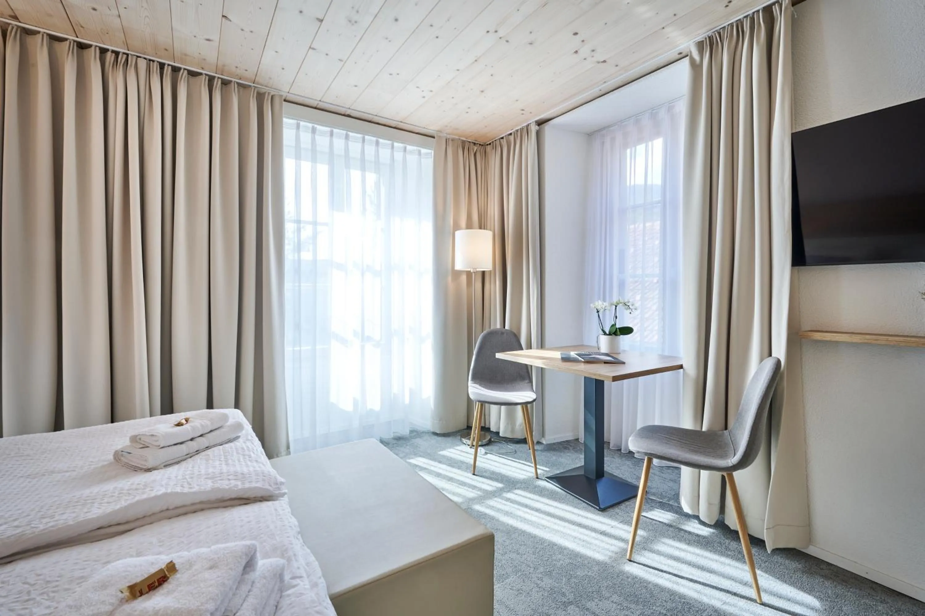 Bed in Aparthotel Krone - Self Check-In