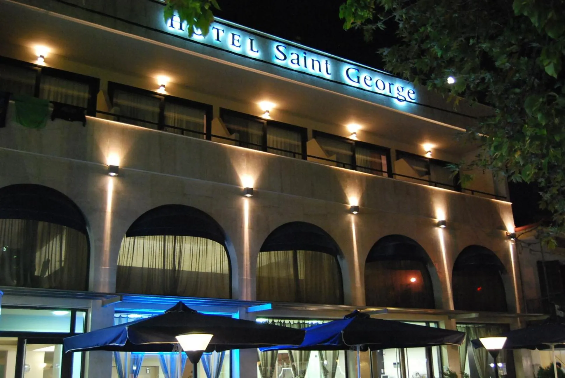 Facade/entrance in Saint George Hotel