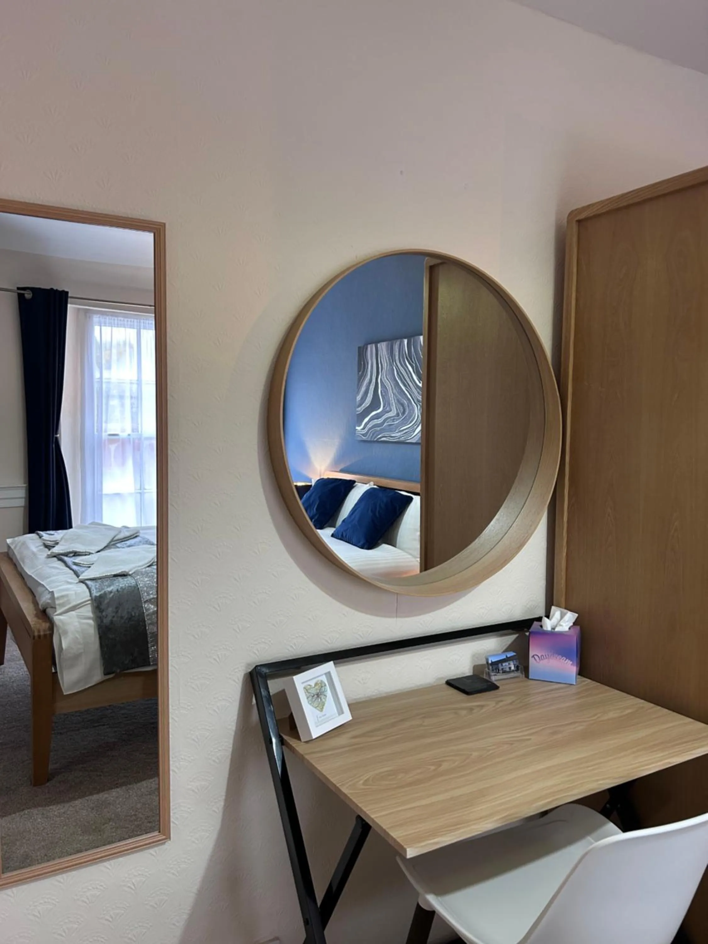 Bed in The Lethbridge Arms