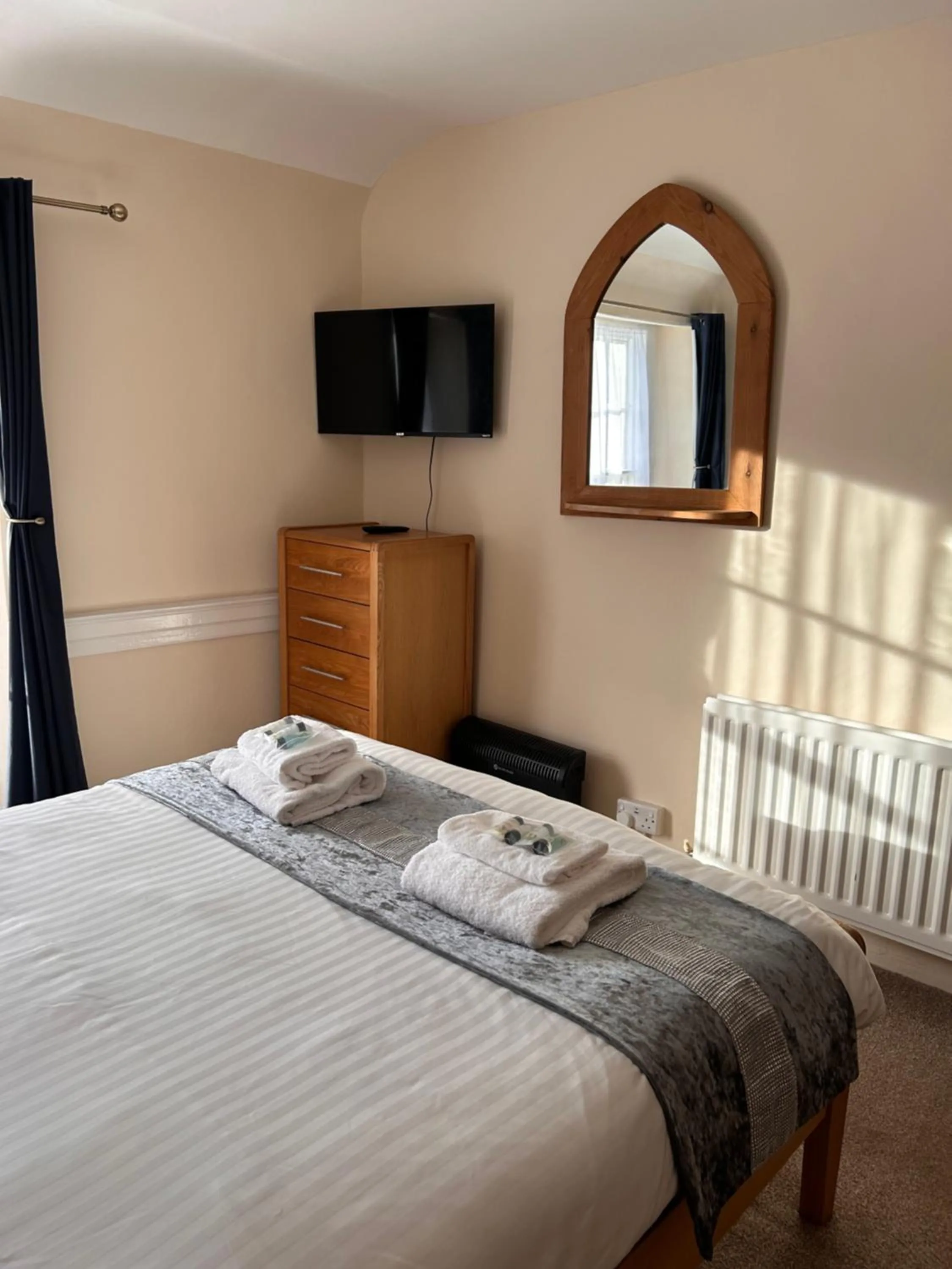 Bed in The Lethbridge Arms