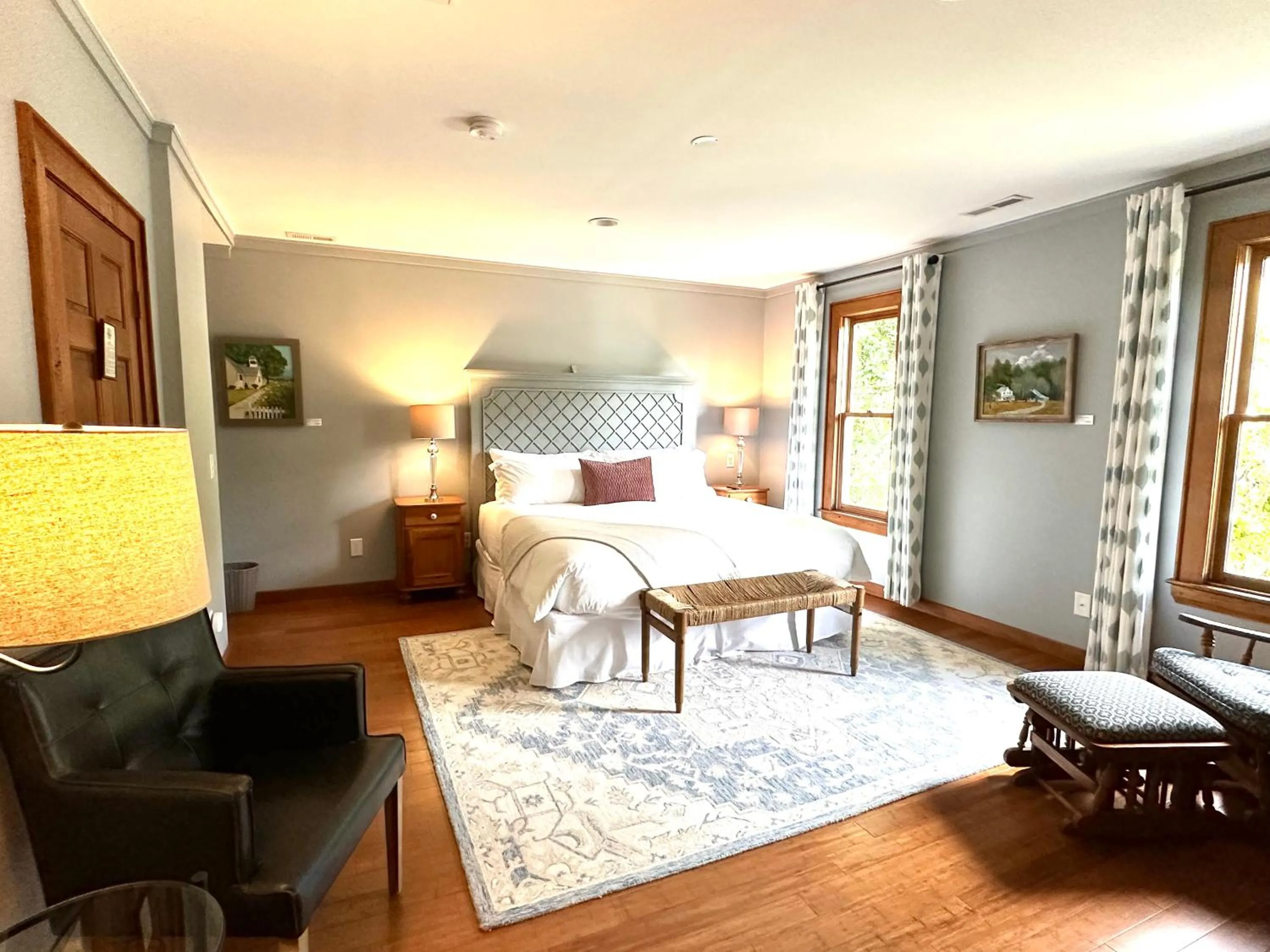 Bed in Lovill House Inn