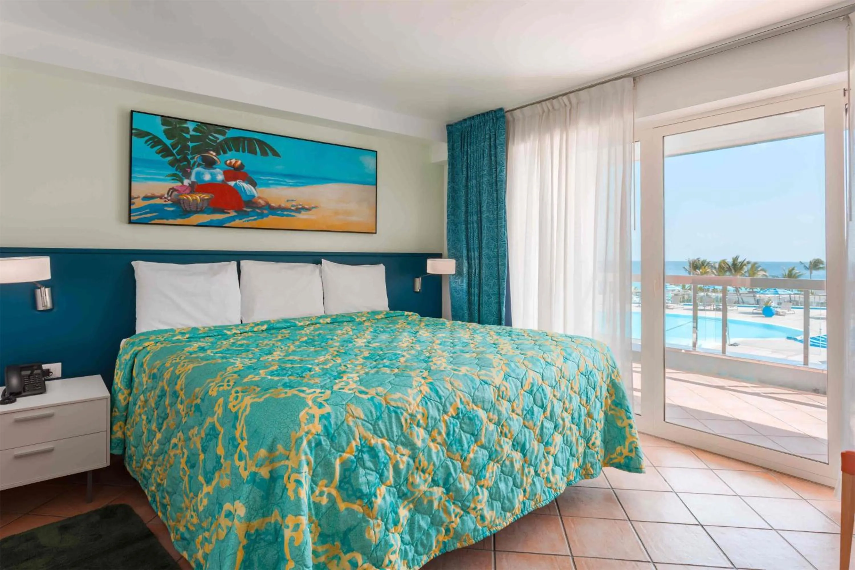 Photo of the whole room, Bed in Royal Islander Club Resort La Terrasse