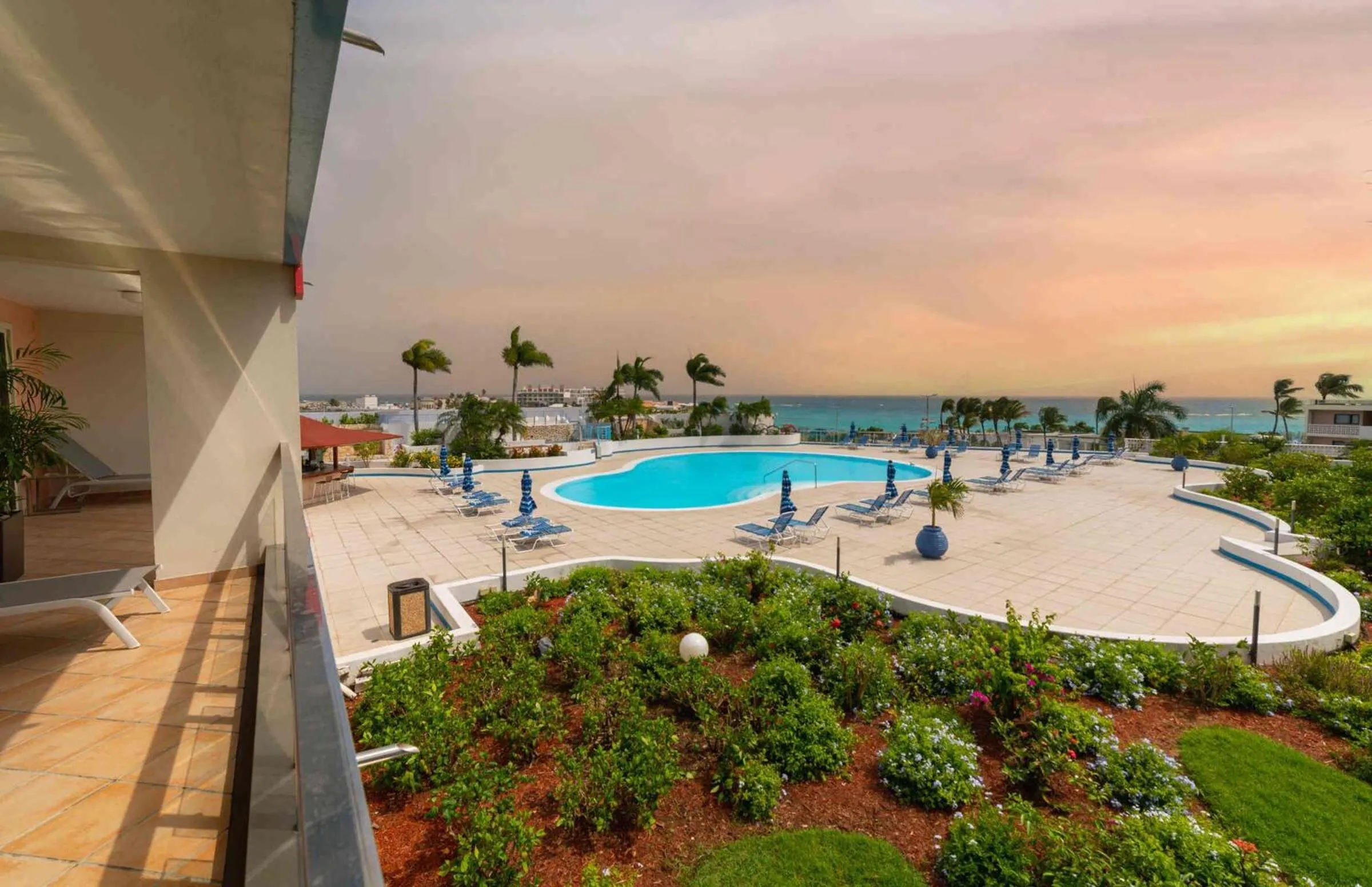 Property building in Royal Islander Club Resort La Terrasse