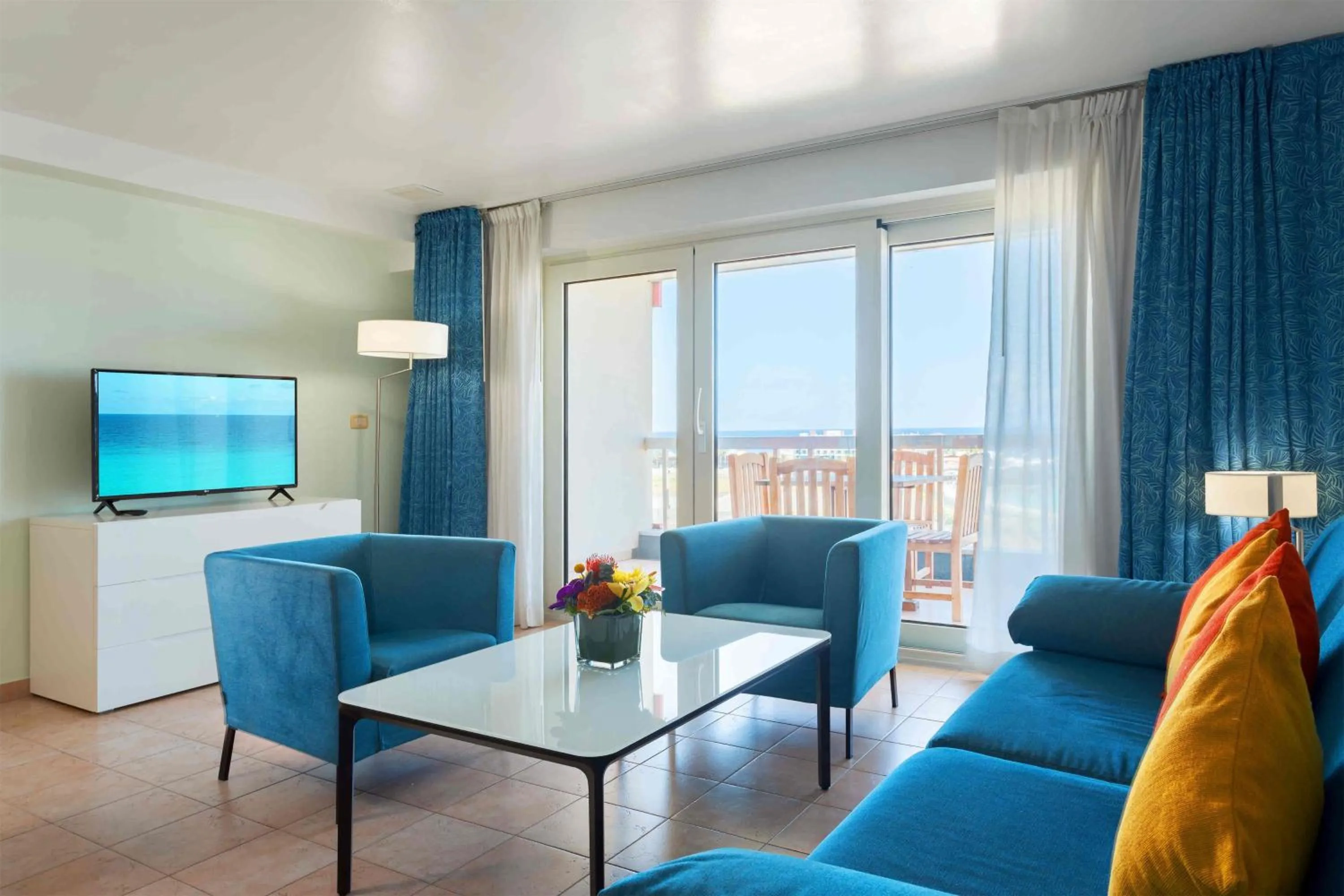 Photo of the whole room in Royal Islander Club Resort La Terrasse