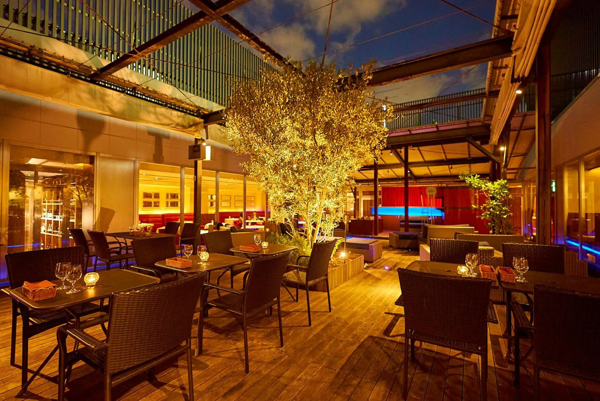 Restaurant/places to eat in THE skM TOKYO HOTEL & DINING