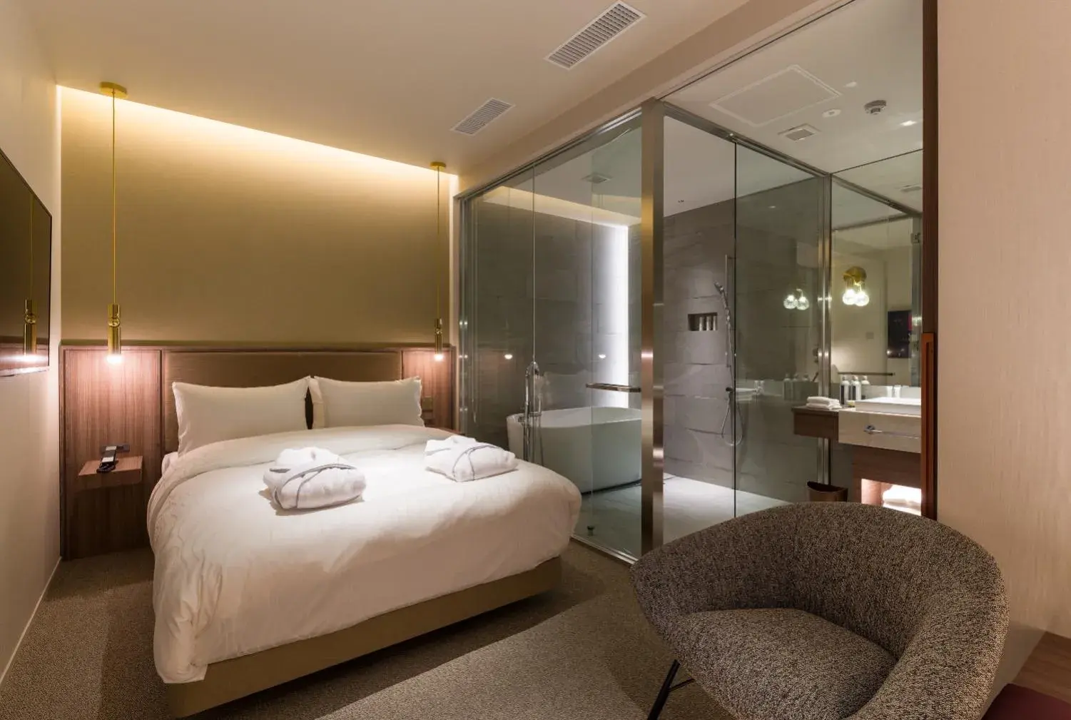 Superior King Room in THE skM TOKYO HOTEL & DINING Superior King Room in THE skM TOKYO HOTEL & DINING