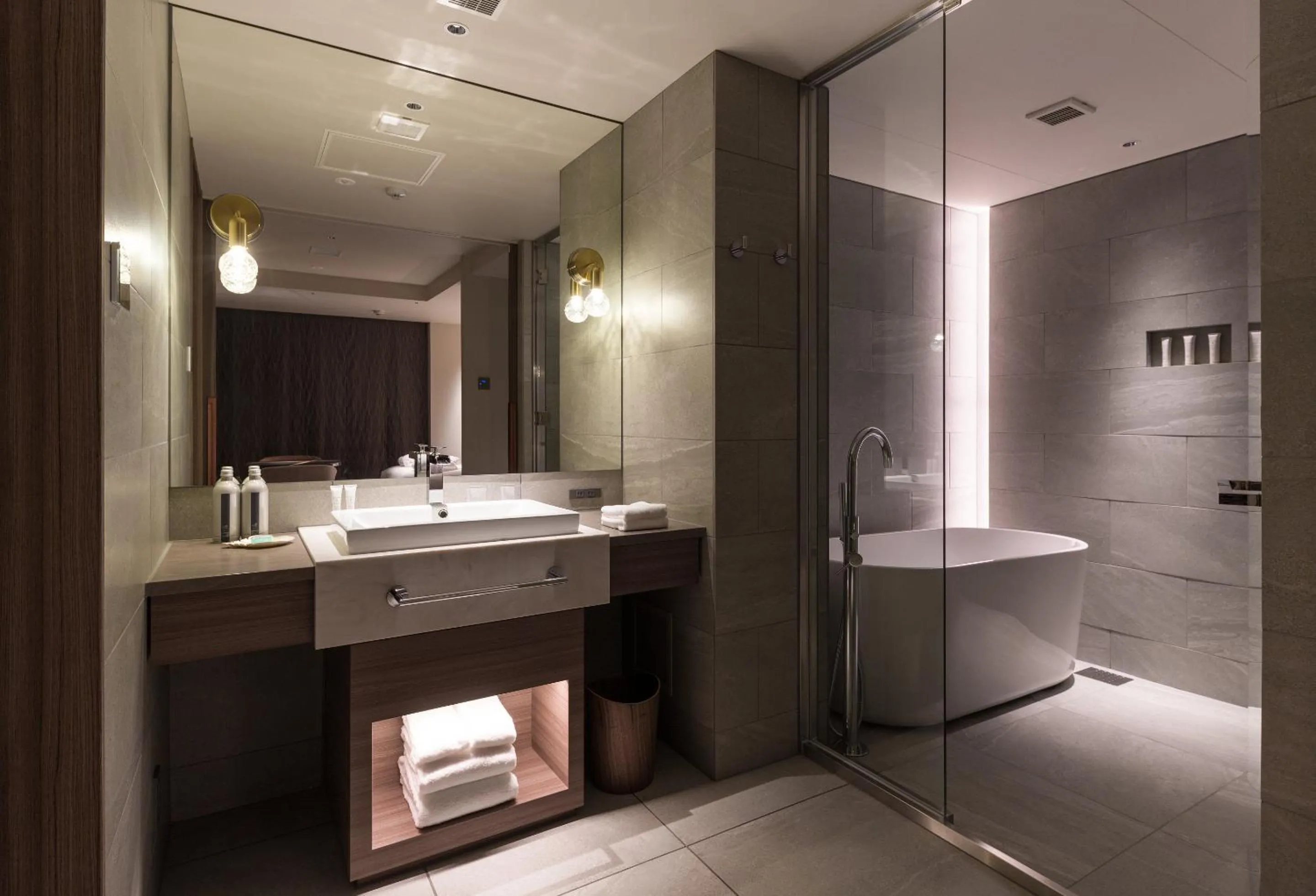 Bathroom in THE skM TOKYO HOTEL & DINING