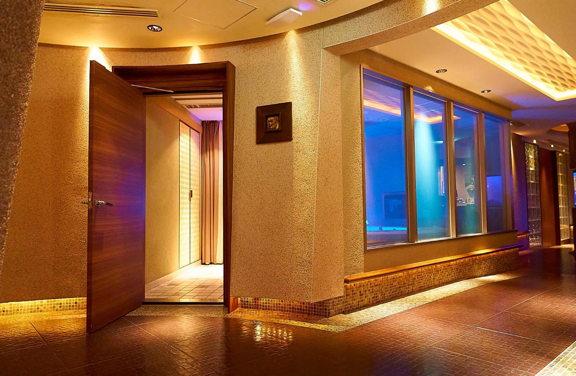 Restaurant/places to eat in THE skM TOKYO HOTEL & DINING