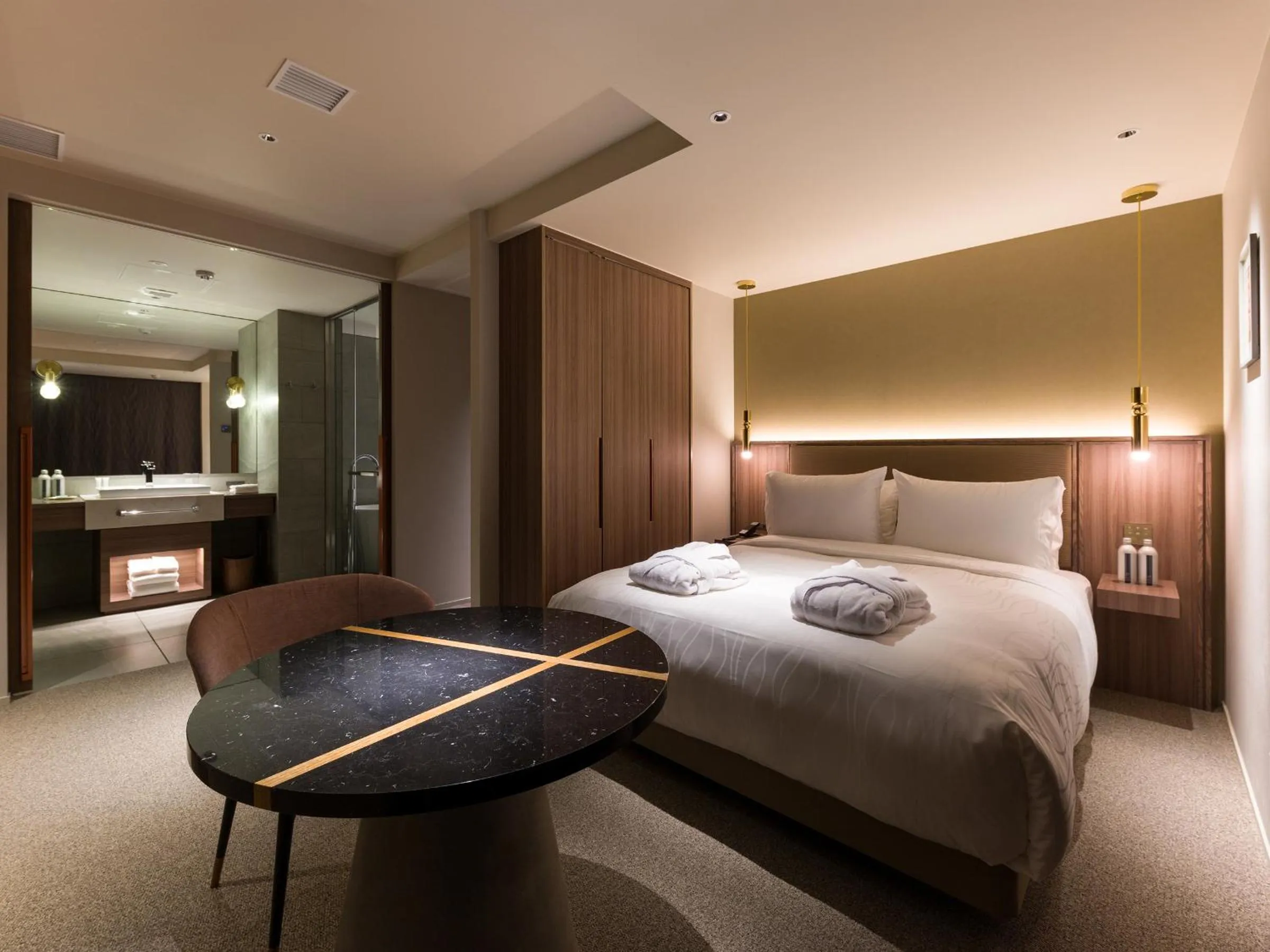 Photo of the whole room, Bed in THE skM TOKYO HOTEL & DINING