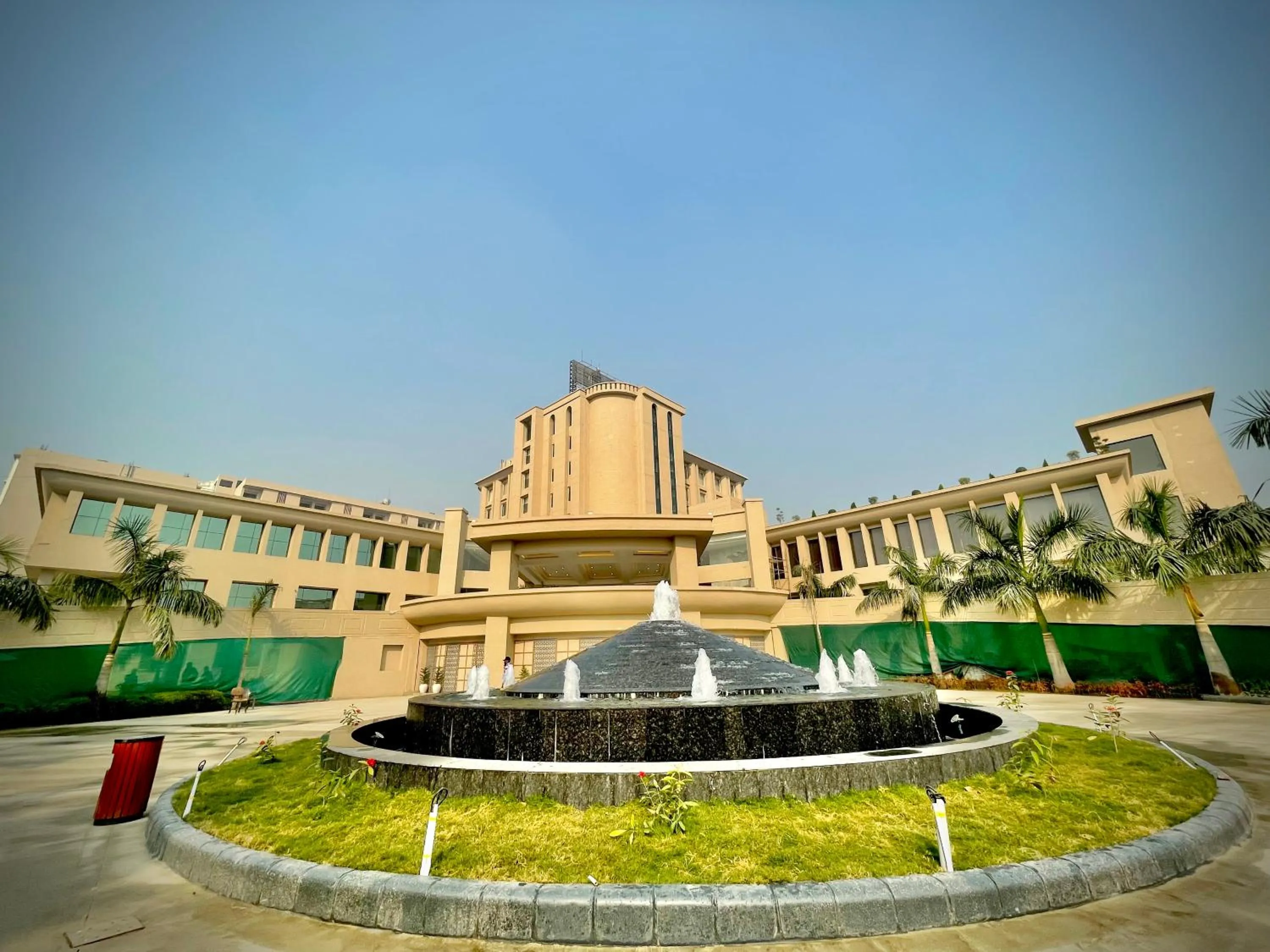 Facade/entrance in The Mars Resorts