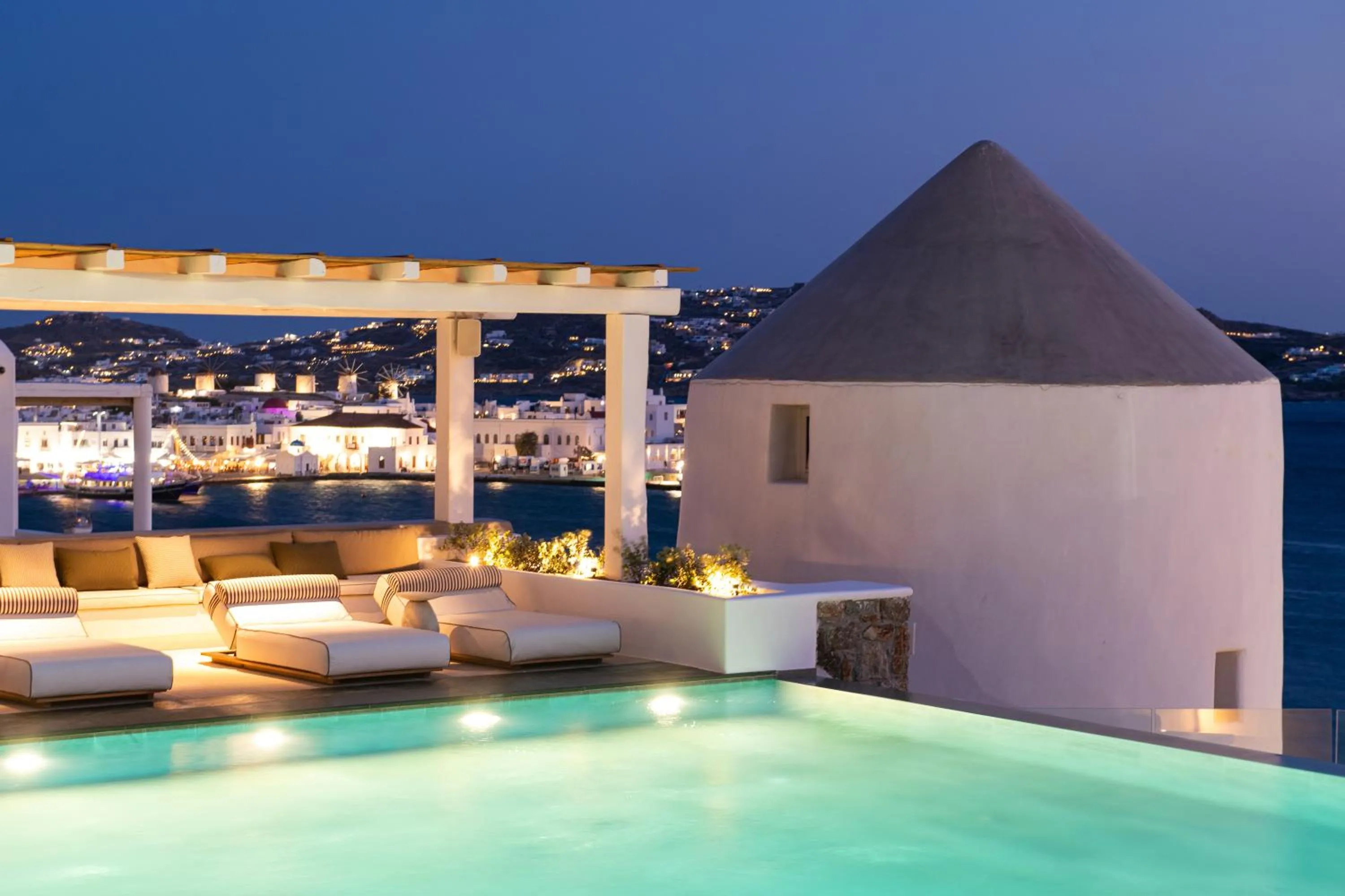 Swimming pool in Porto Mykonos