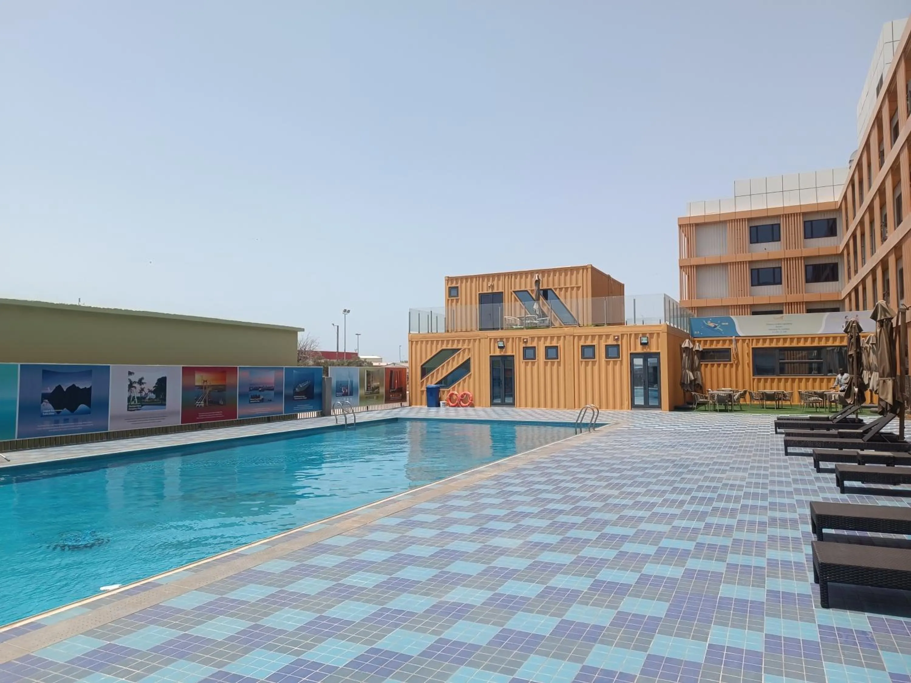 Swimming pool in Escale International Hotel