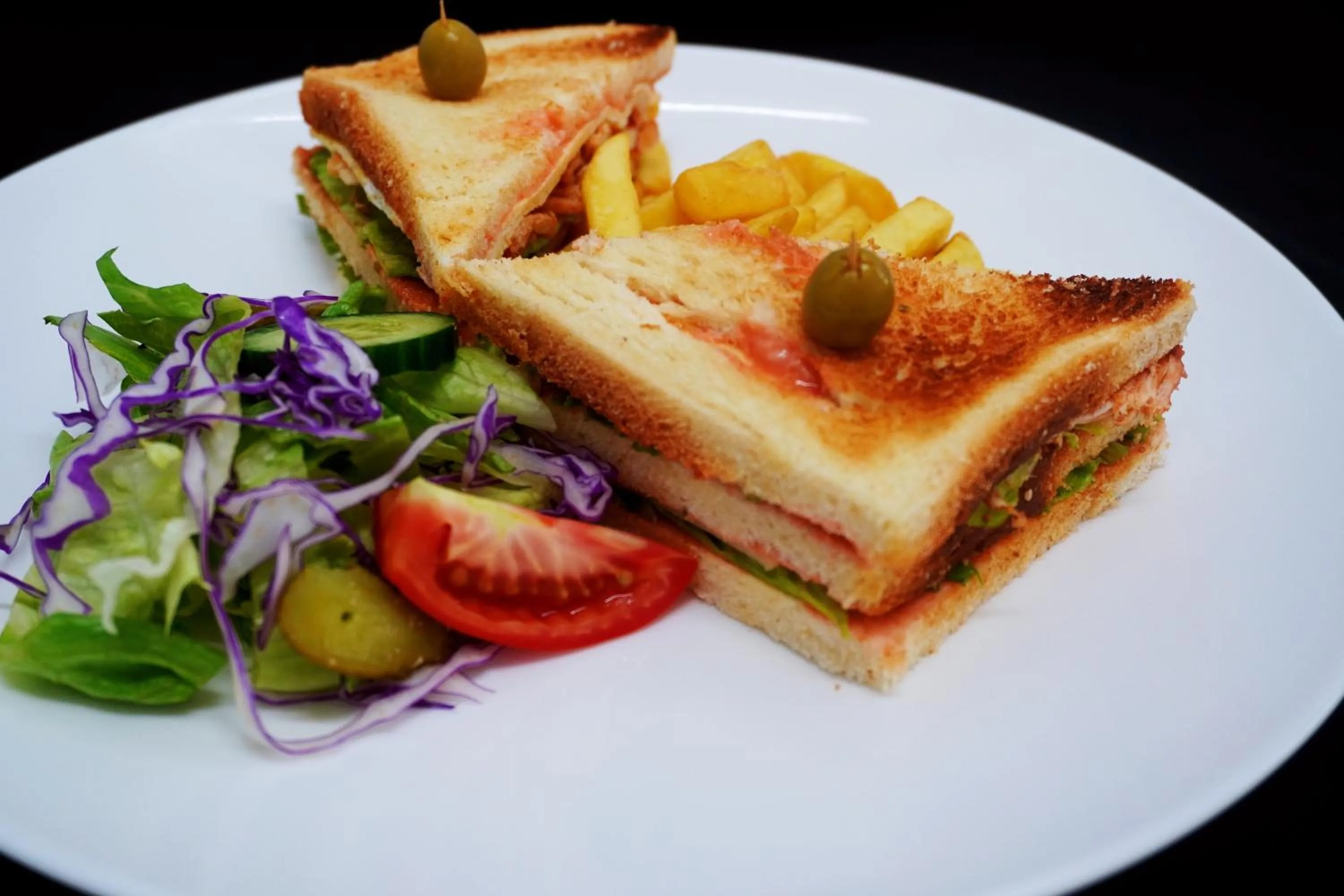 Restaurant/places to eat in Escale International Hotel