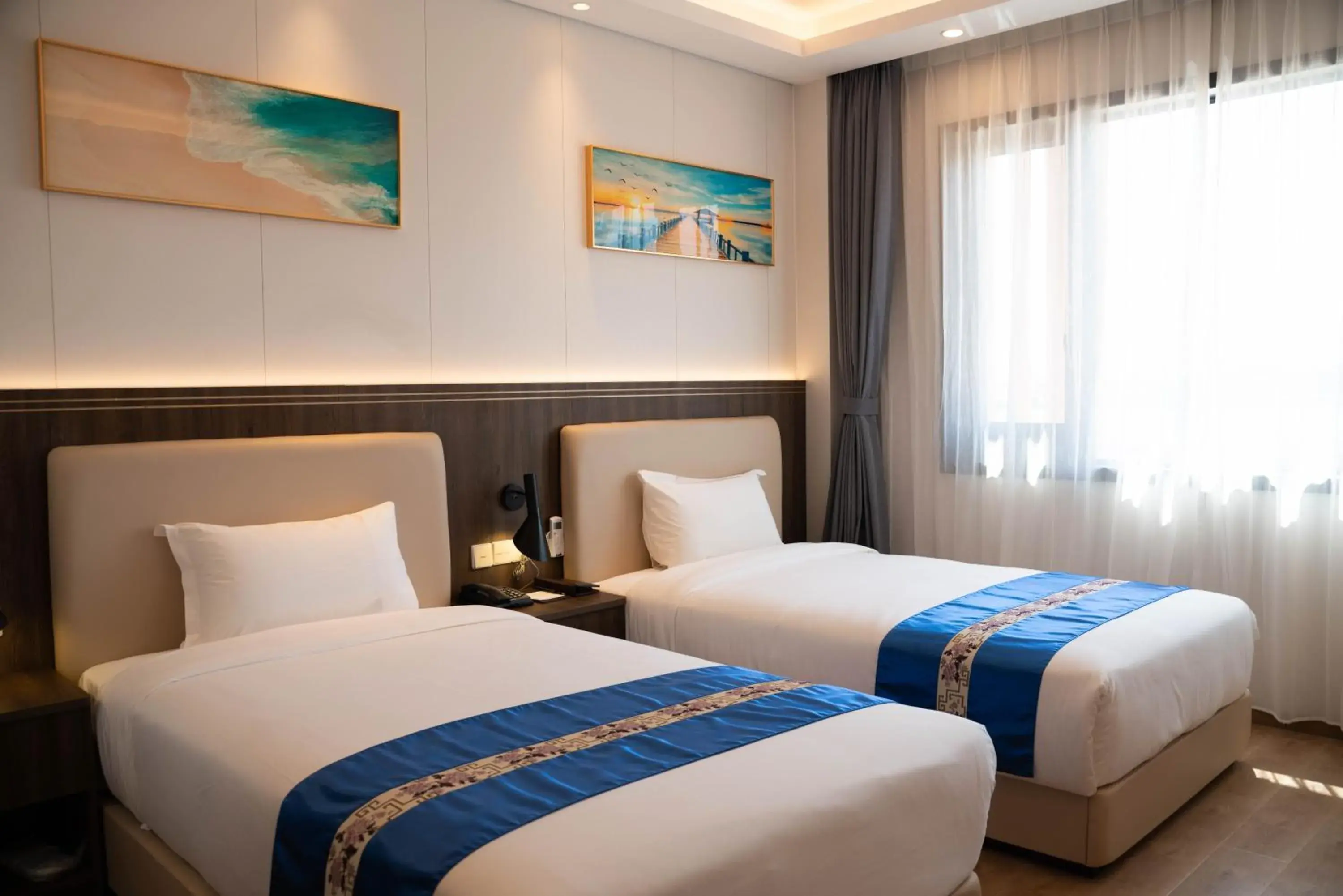 Superior Twin Room with Sea View in Escale International Hotel Superior Twin Room with Sea View in Escale International Hotel