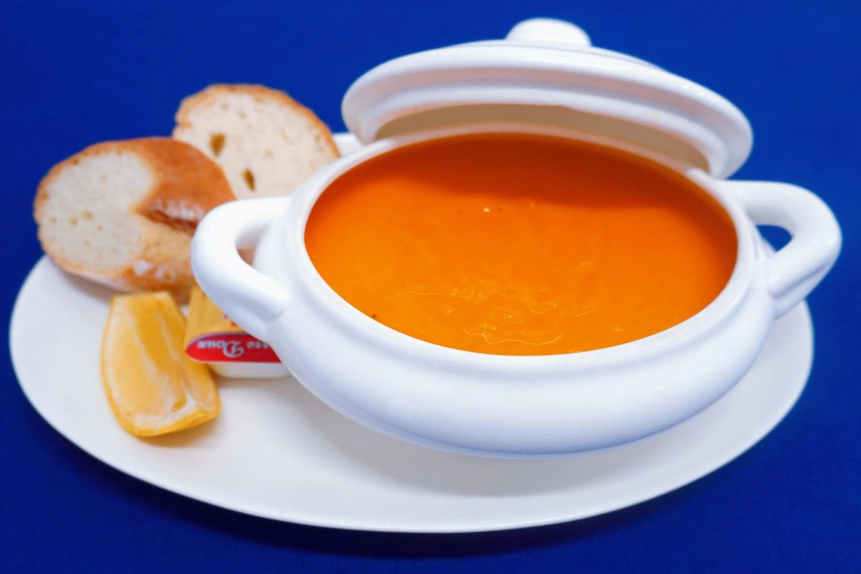 Restaurant/places to eat in Escale International Hotel