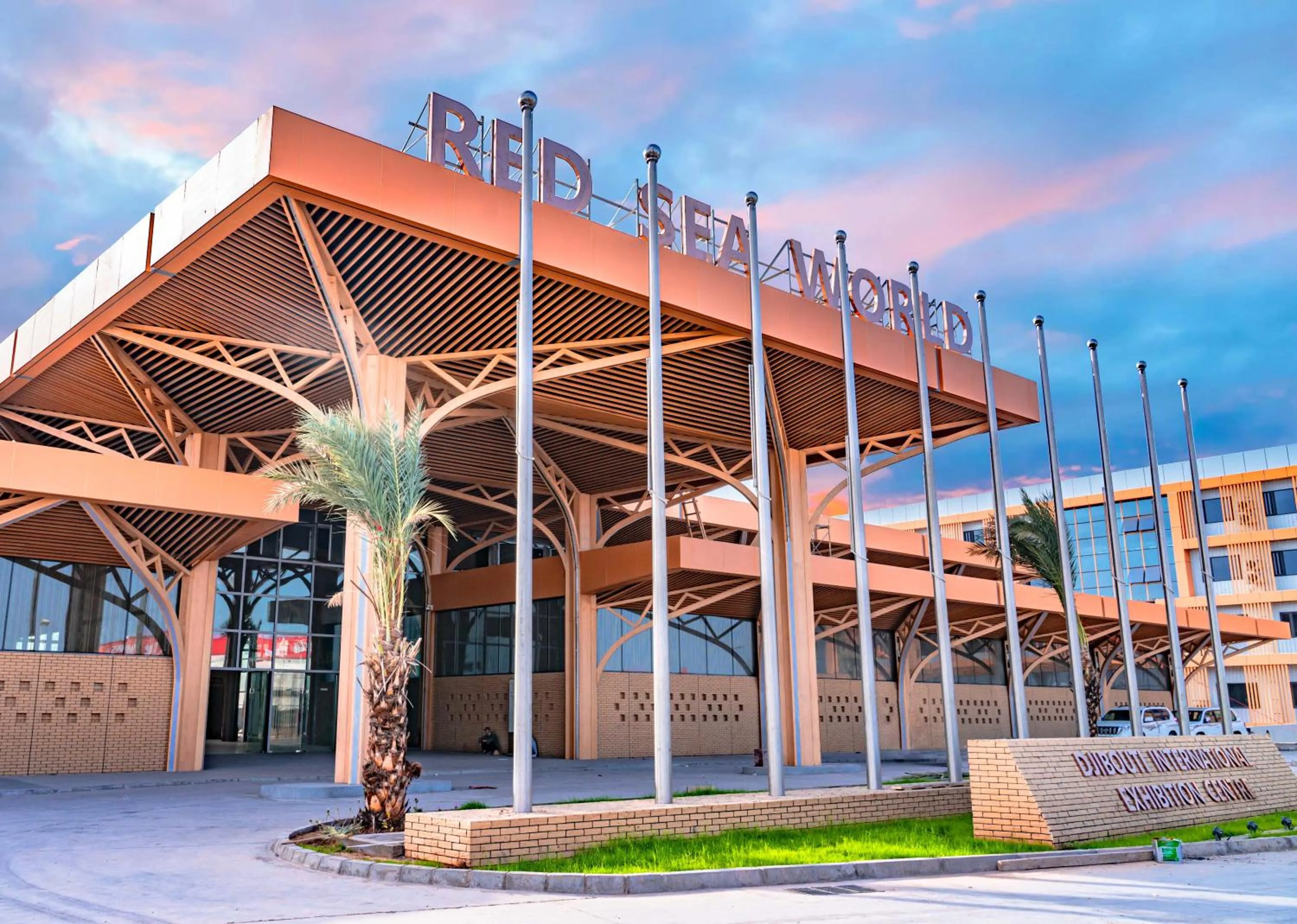 Escale International Hotel